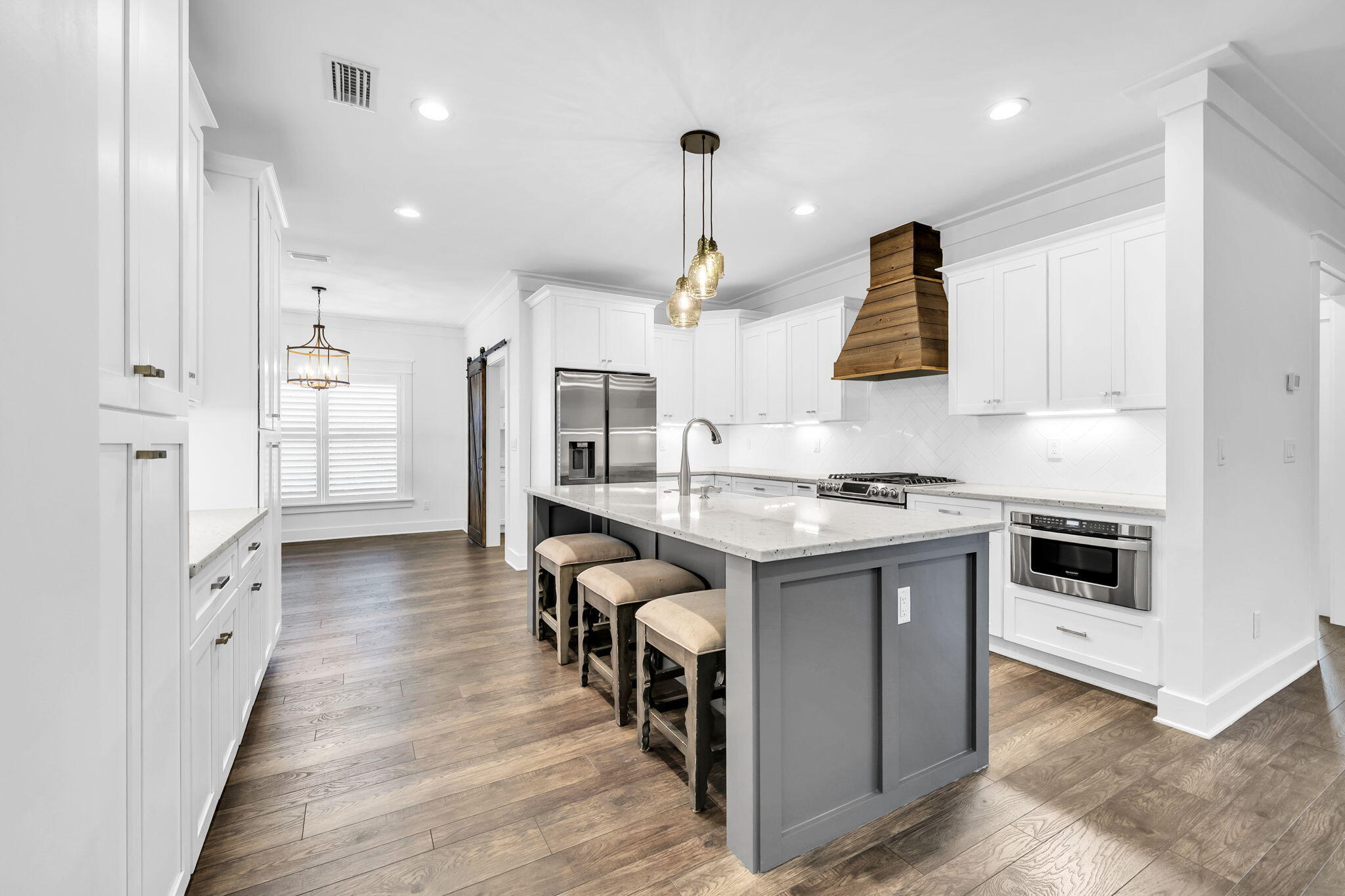 PELICAN BAY S/D - Residential