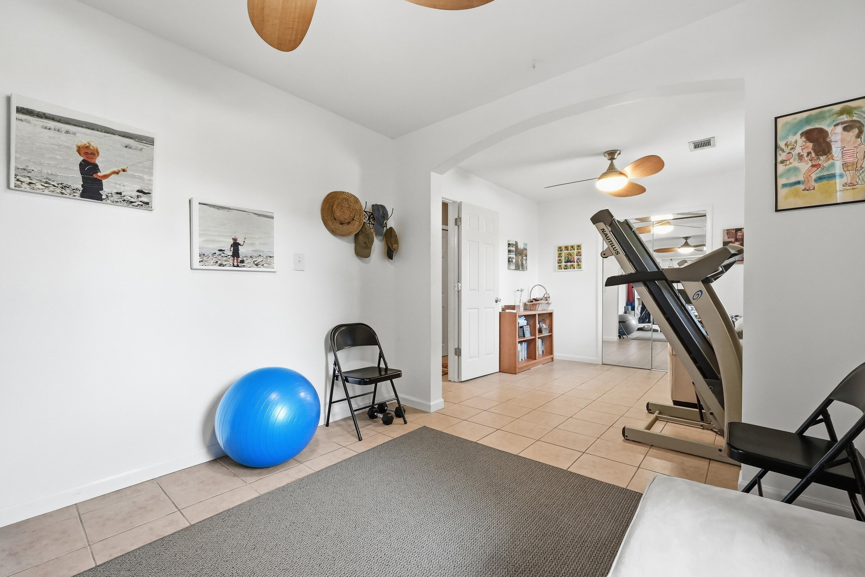 SEABREEZE VILLAS - Residential