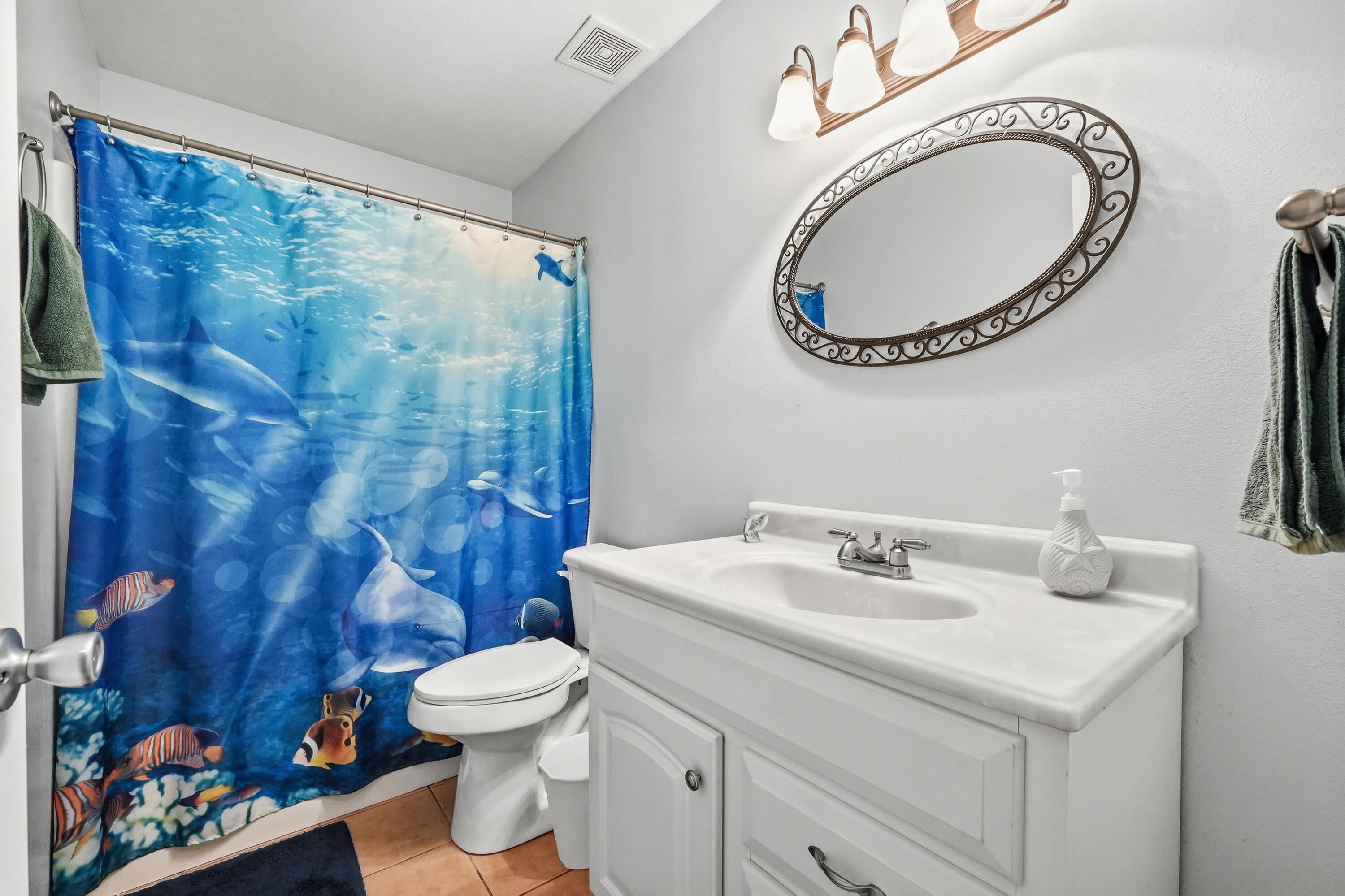 SEABREEZE VILLAS - Residential