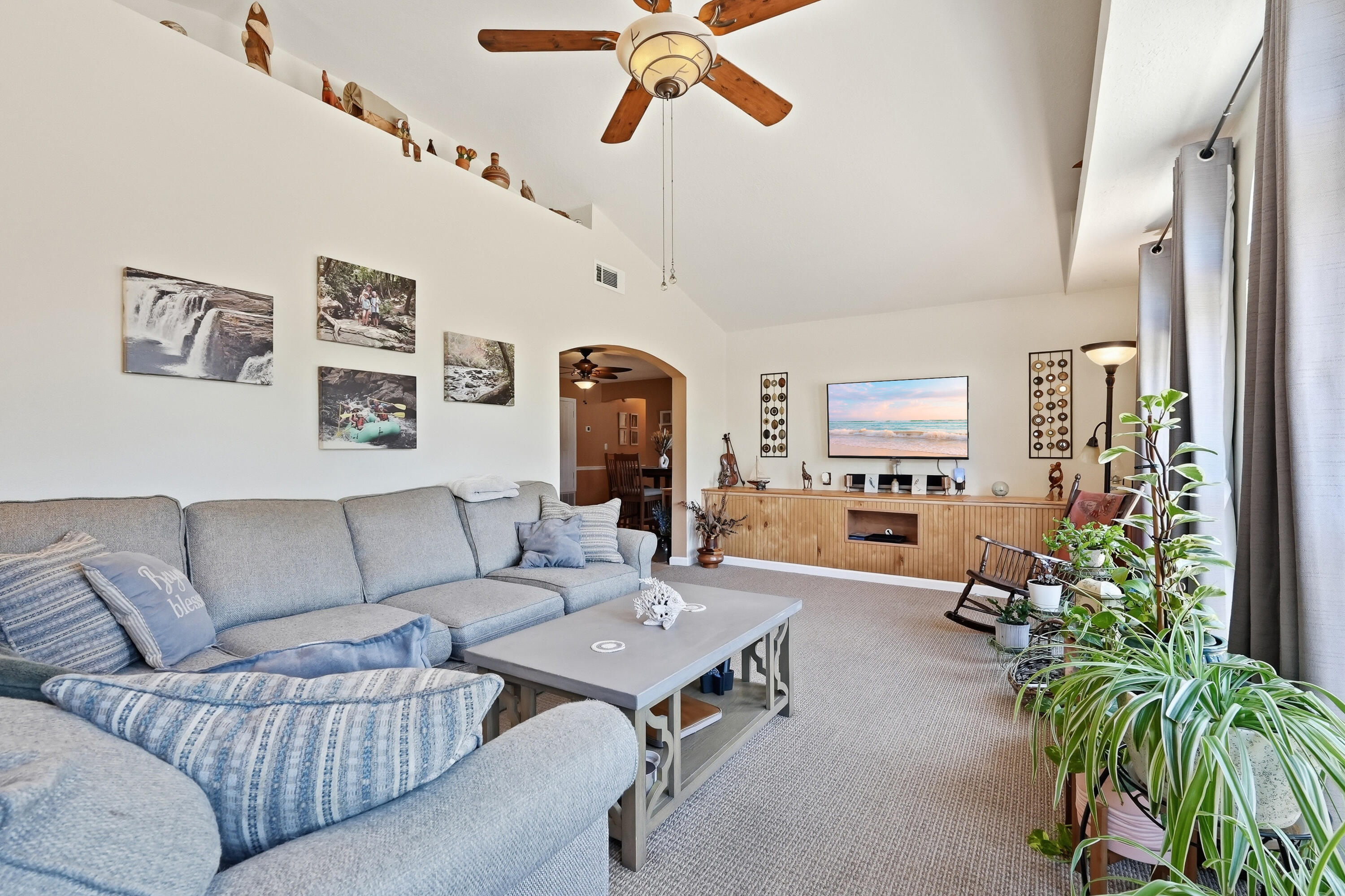 SEABREEZE VILLAS - Residential