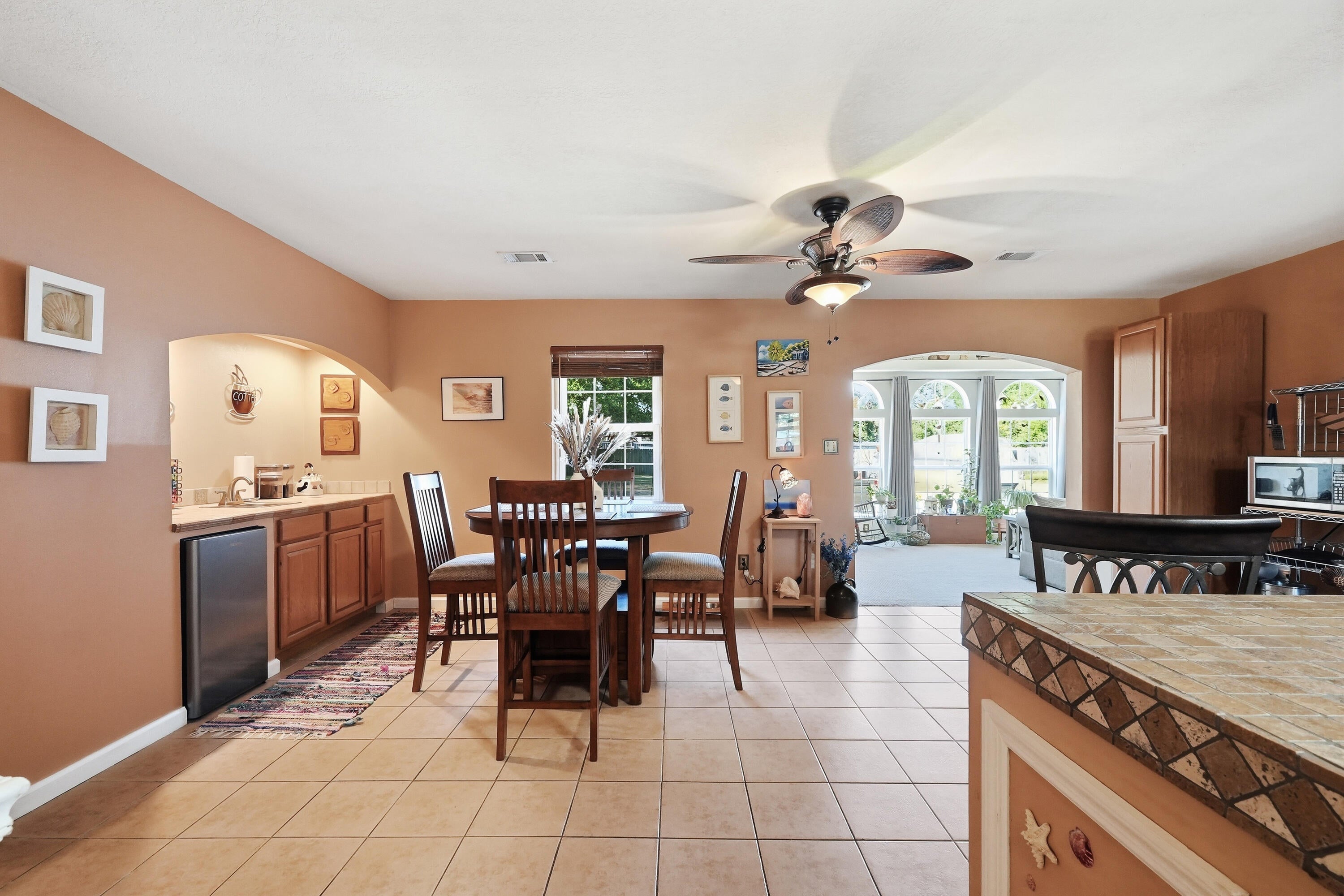 SEABREEZE VILLAS - Residential