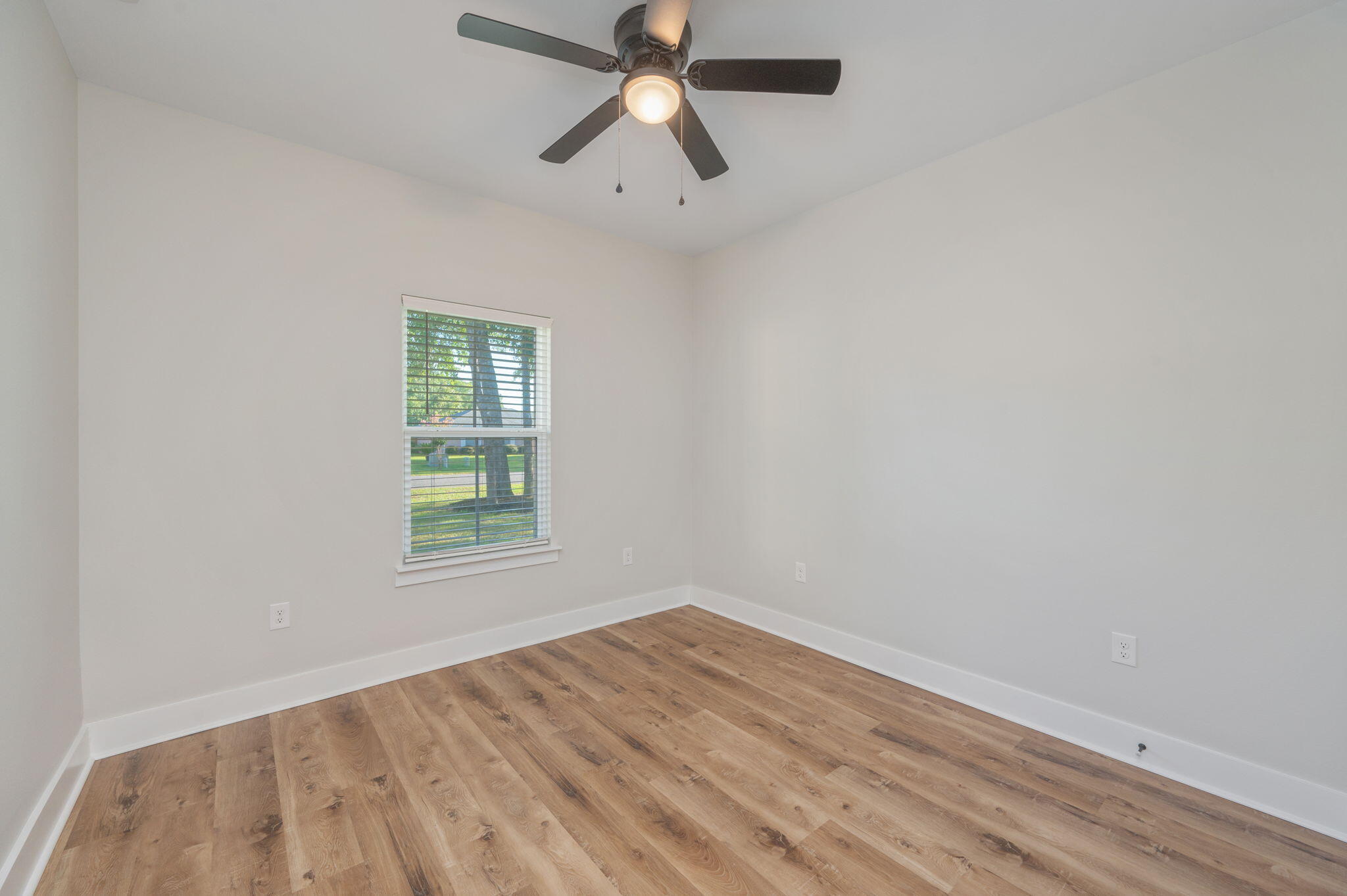 SPRING HOLLOW ESTATES - Residential