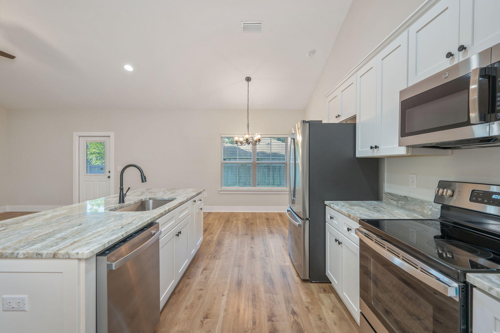 SPRING HOLLOW ESTATES - Residential
