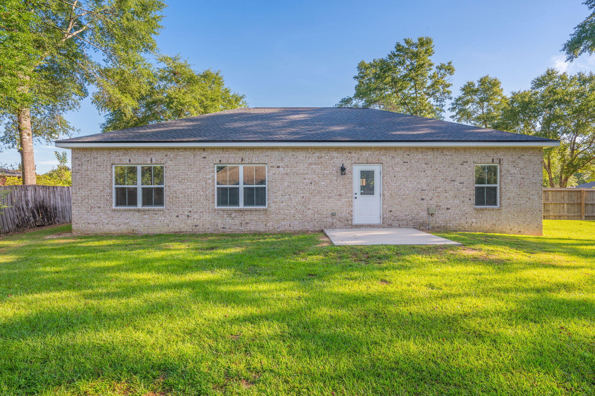 SPRING HOLLOW ESTATES - Residential
