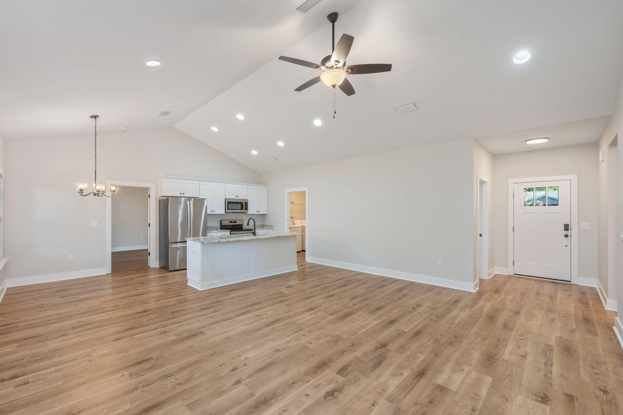 SPRING HOLLOW ESTATES - Residential