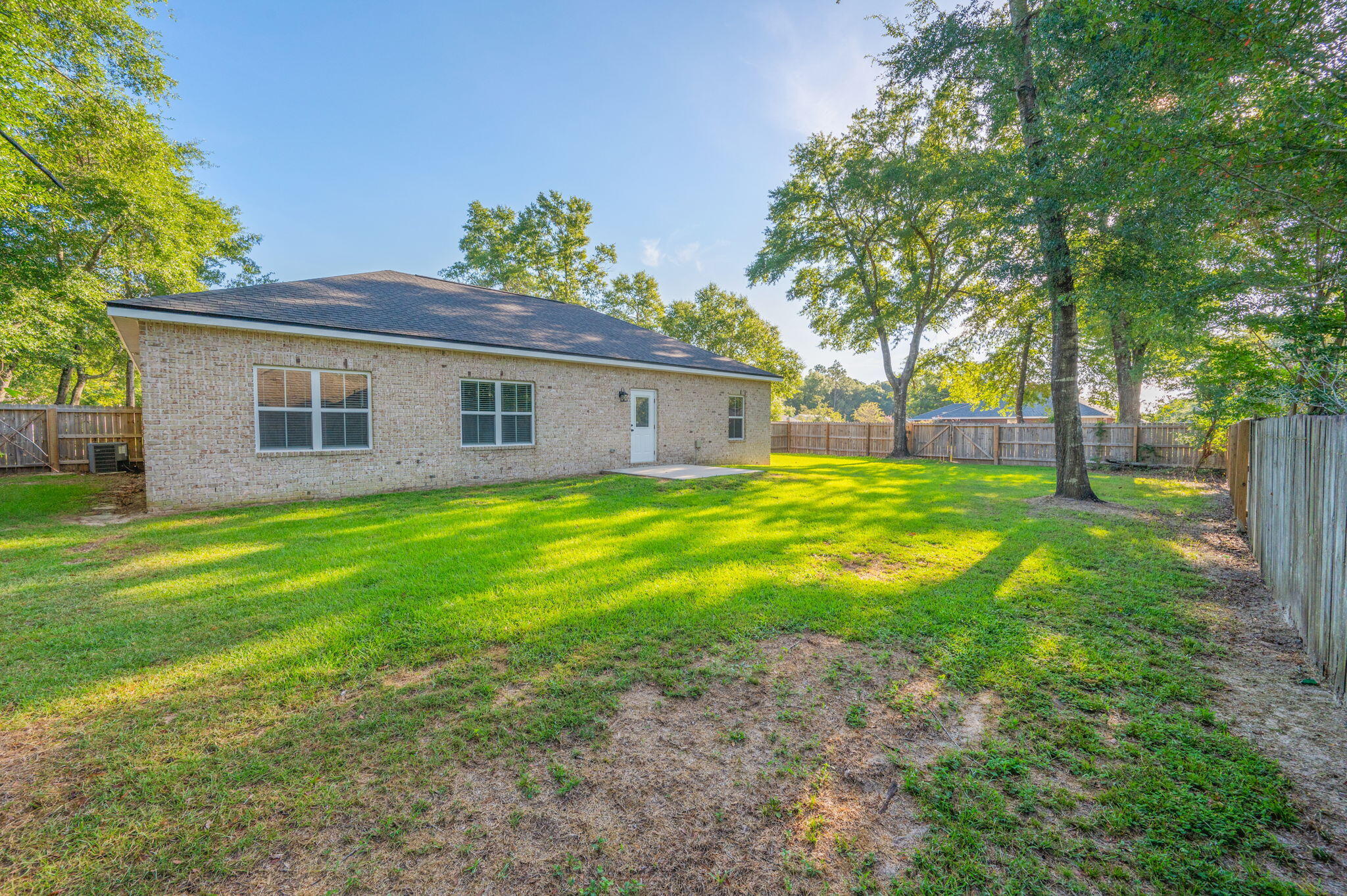 SPRING HOLLOW ESTATES - Residential