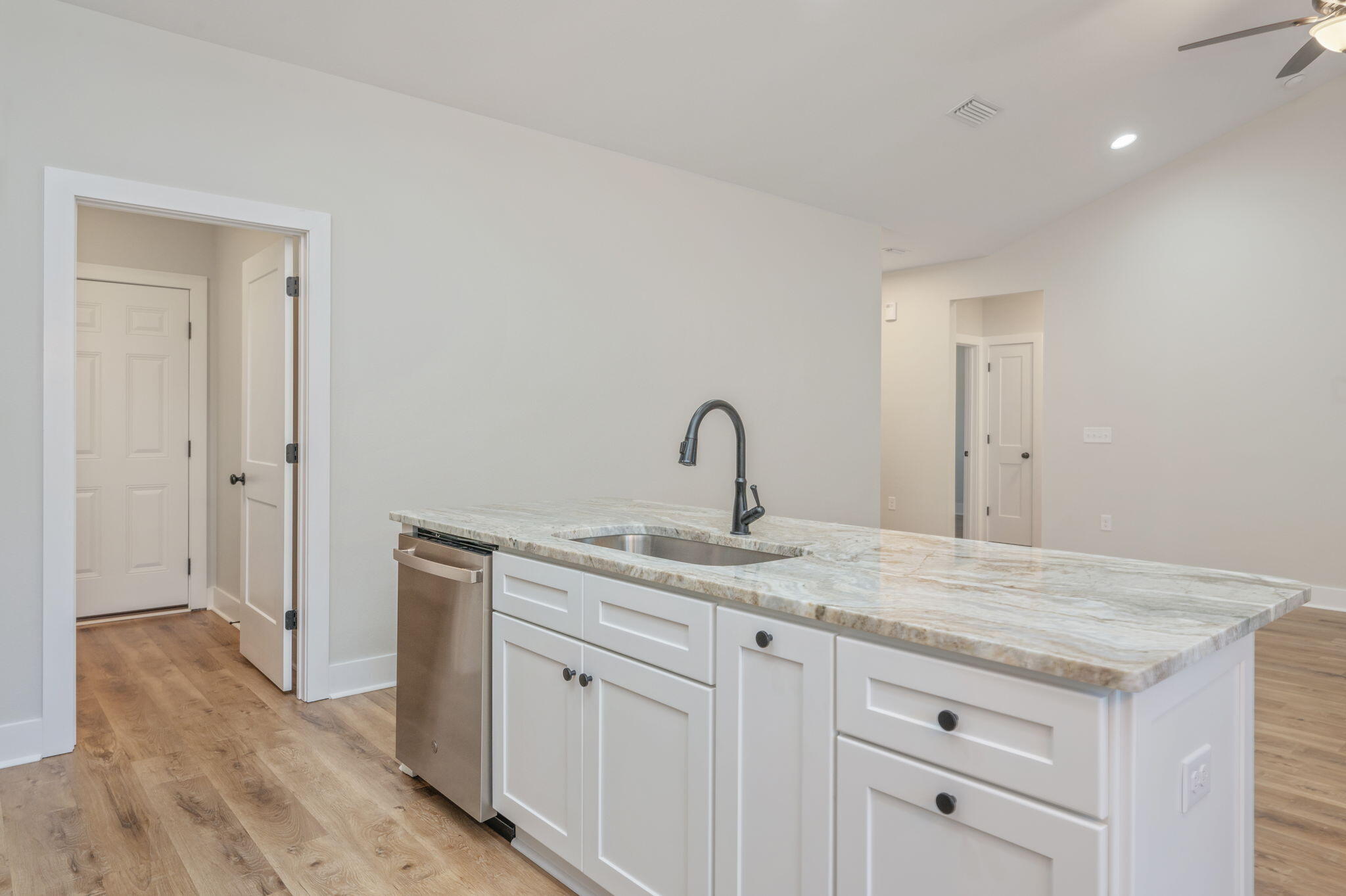 SPRING HOLLOW ESTATES - Residential