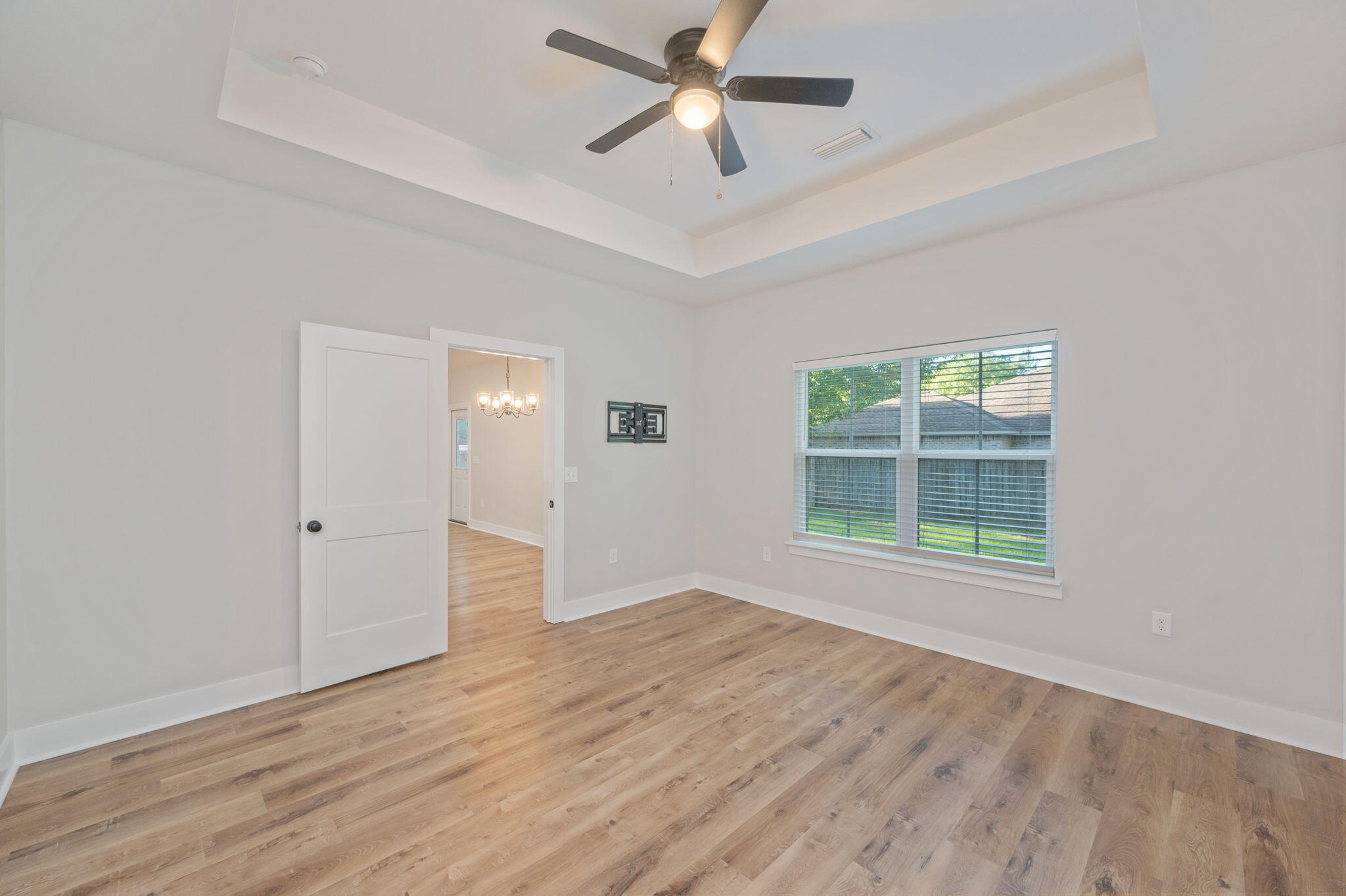 SPRING HOLLOW ESTATES - Residential