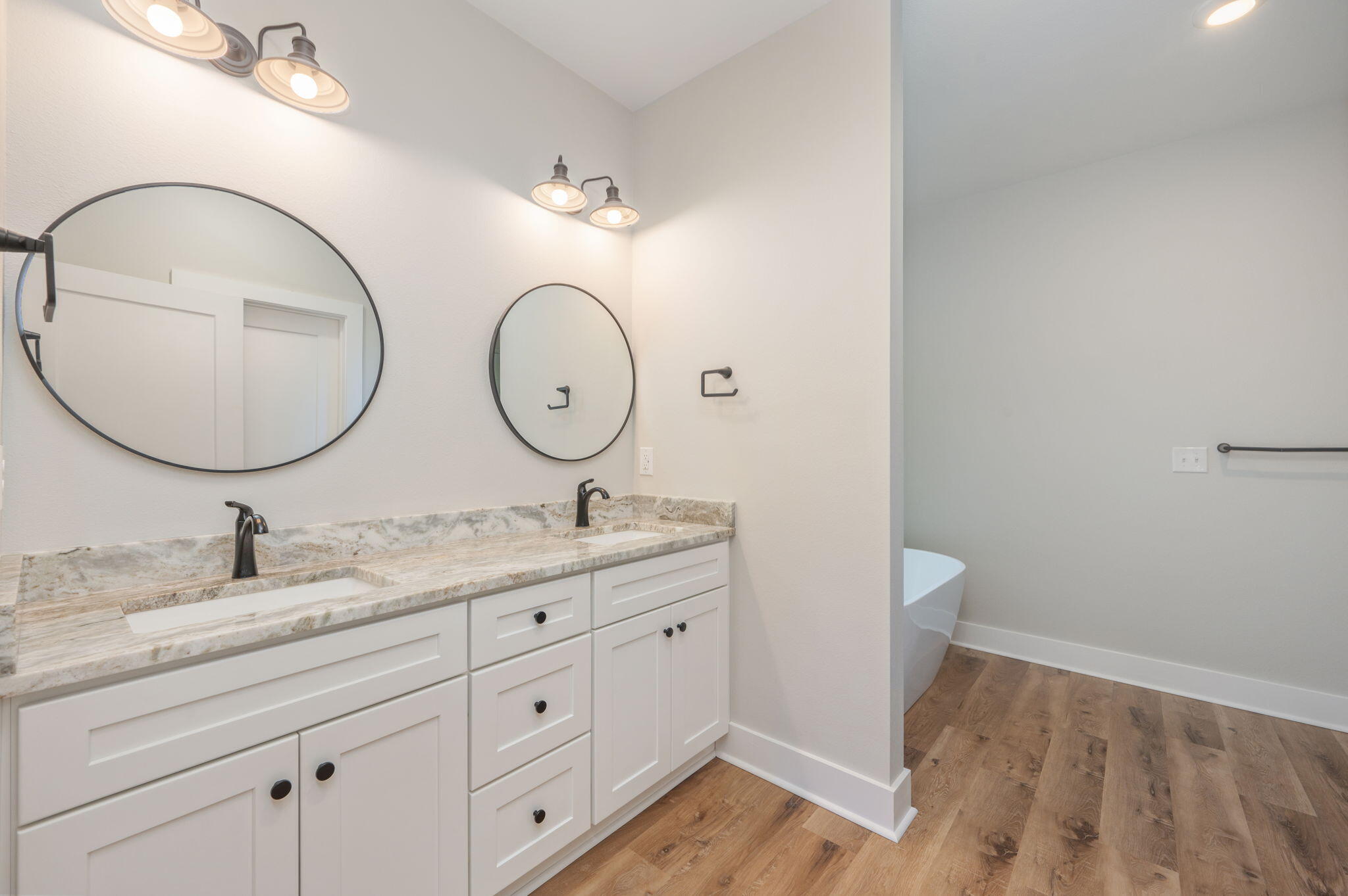 SPRING HOLLOW ESTATES - Residential