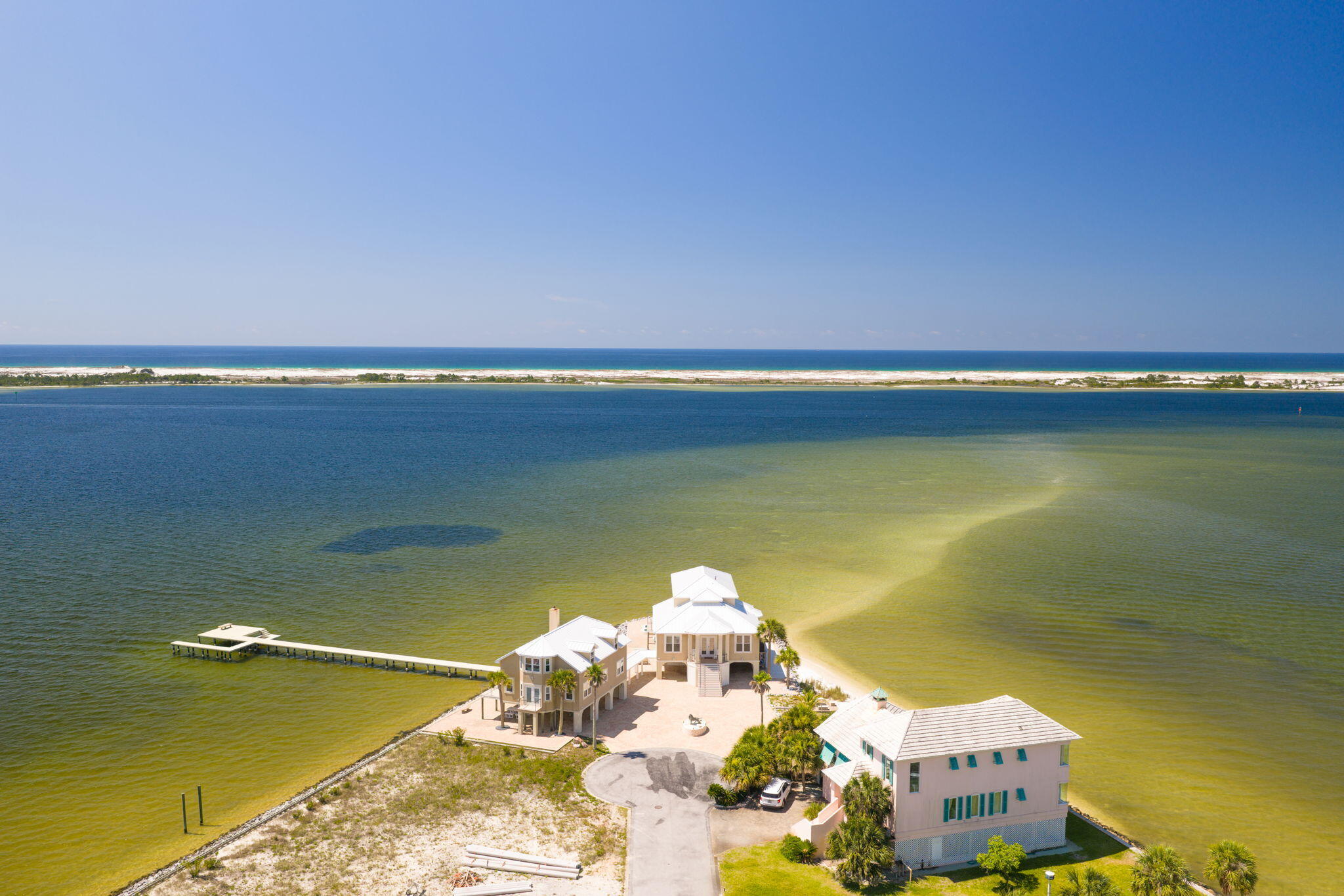SANDY POINTE - Residential