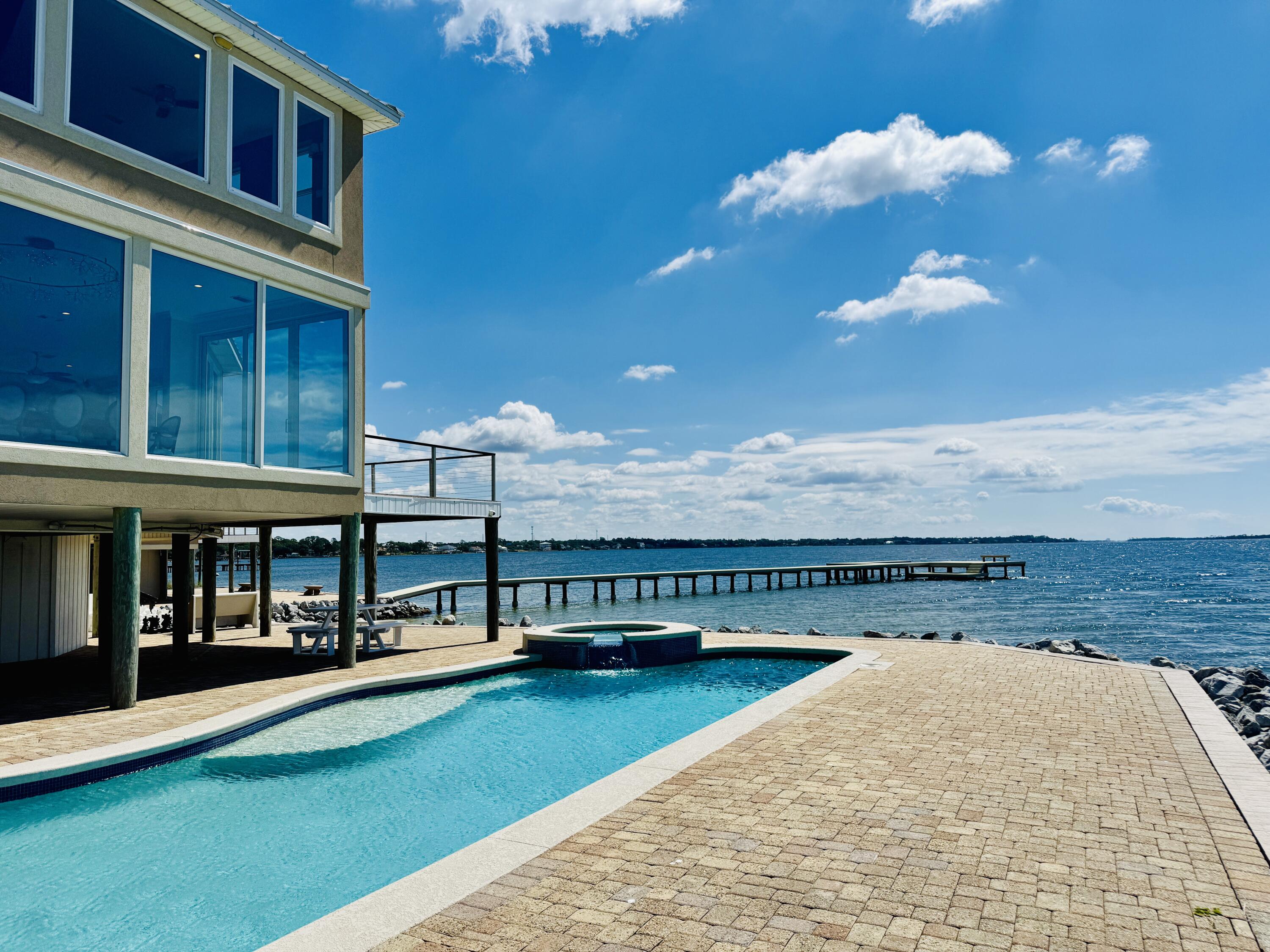 SANDY POINTE - Residential