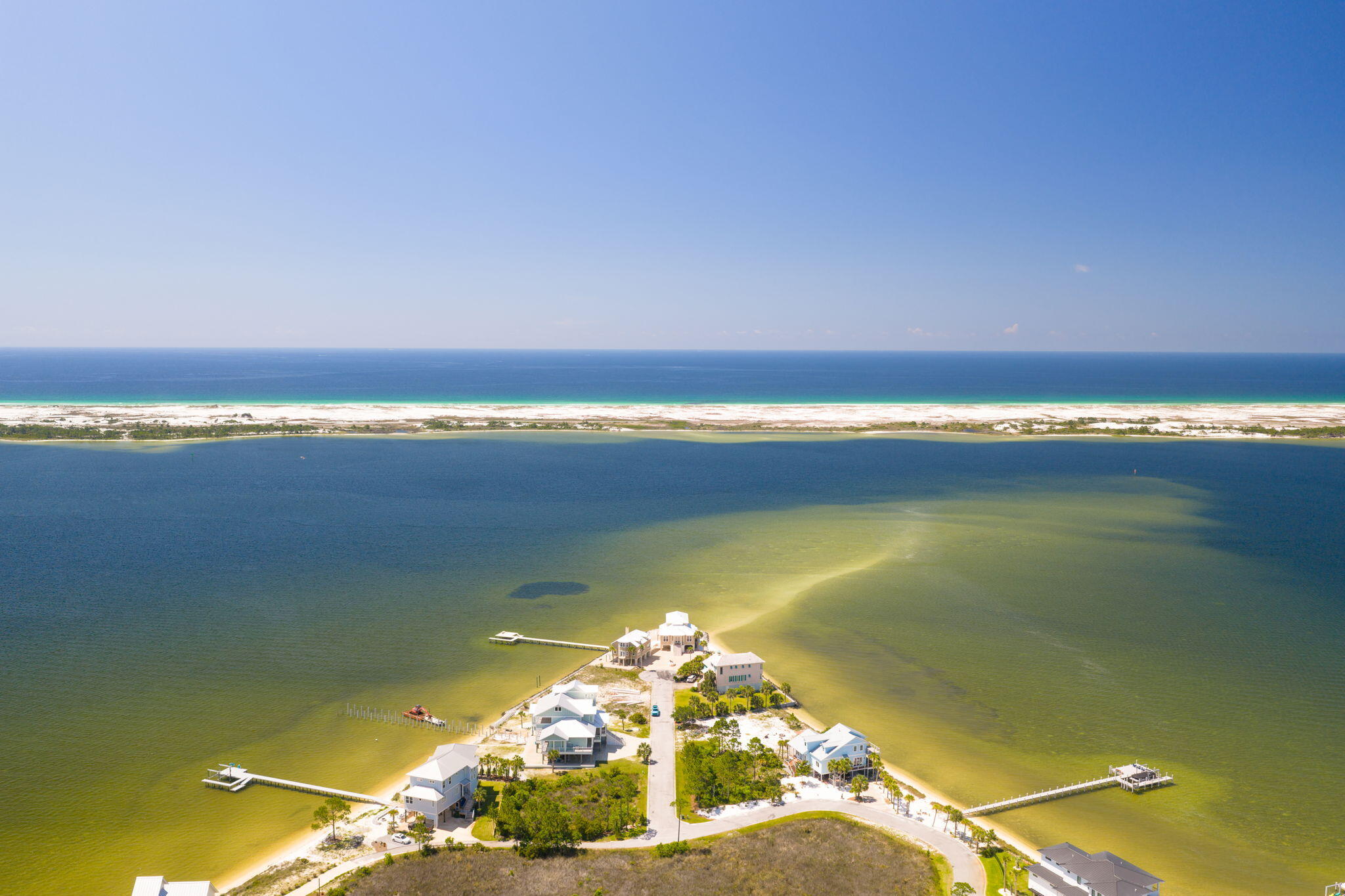 SANDY POINTE - Residential