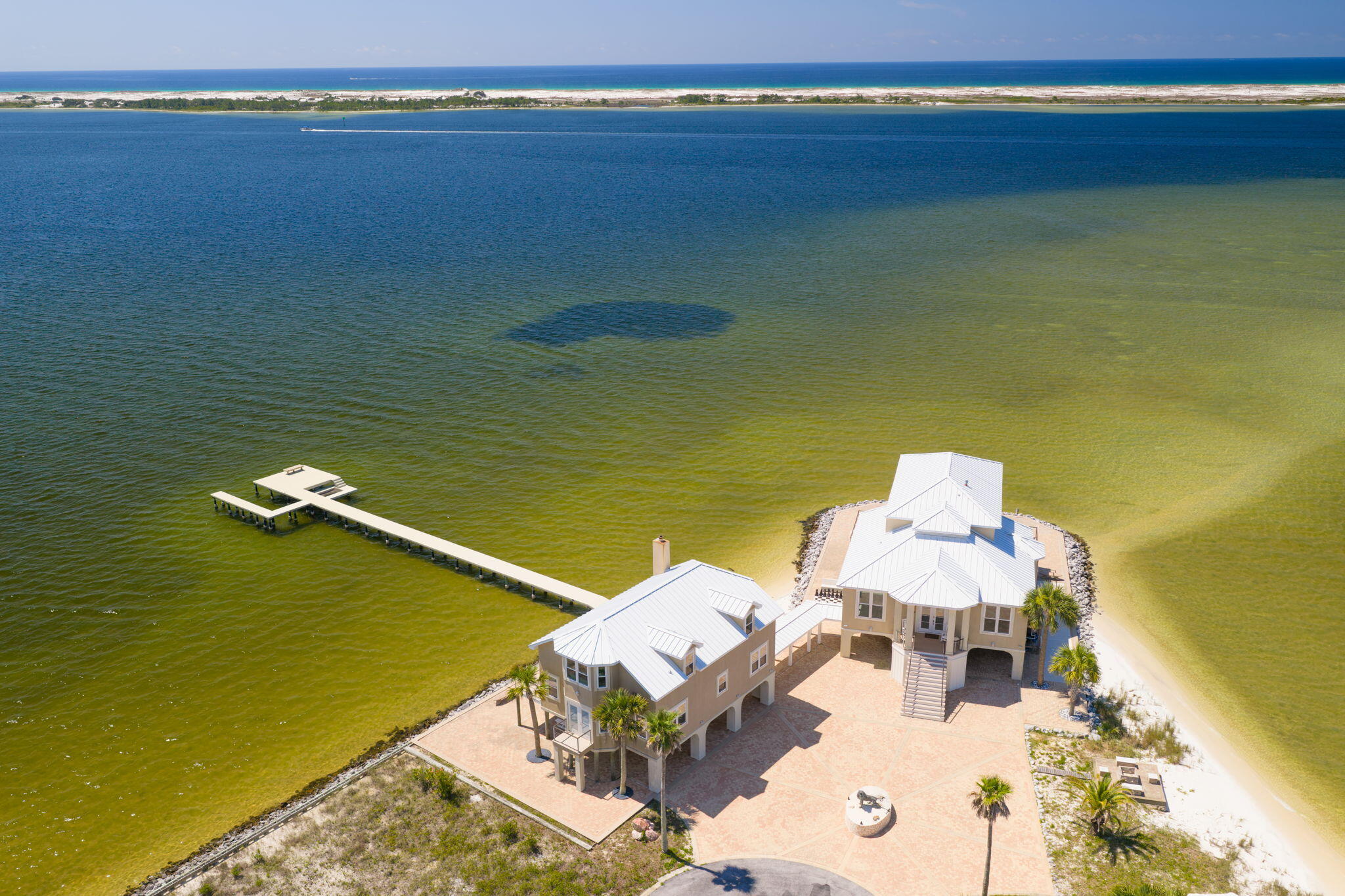 SANDY POINTE - Residential
