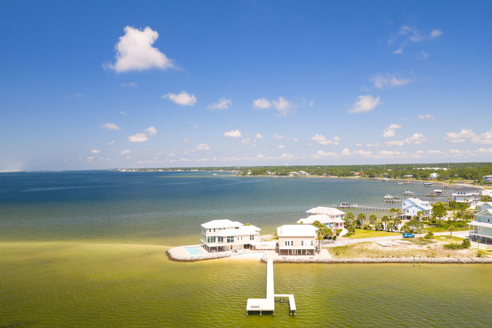 SANDY POINTE - Residential