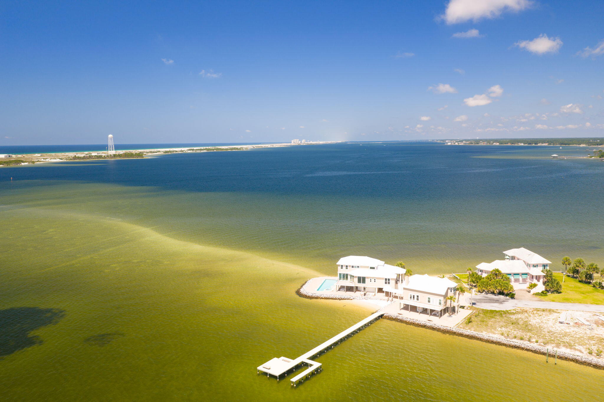 SANDY POINTE - Residential