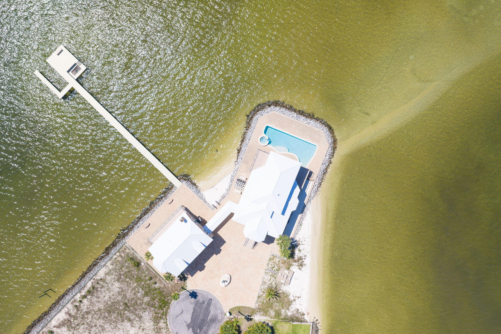 SANDY POINTE - Residential