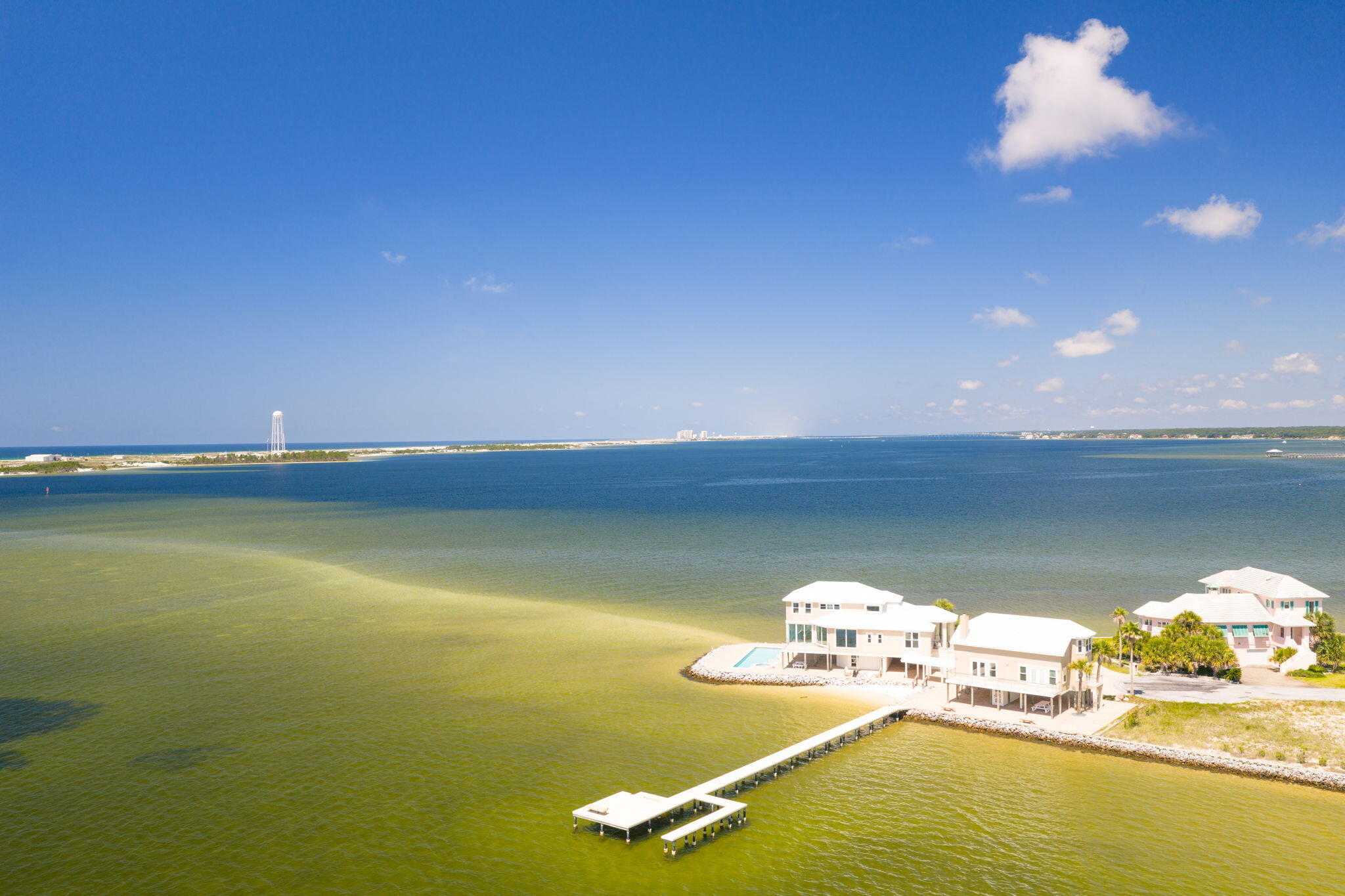 SANDY POINTE - Residential