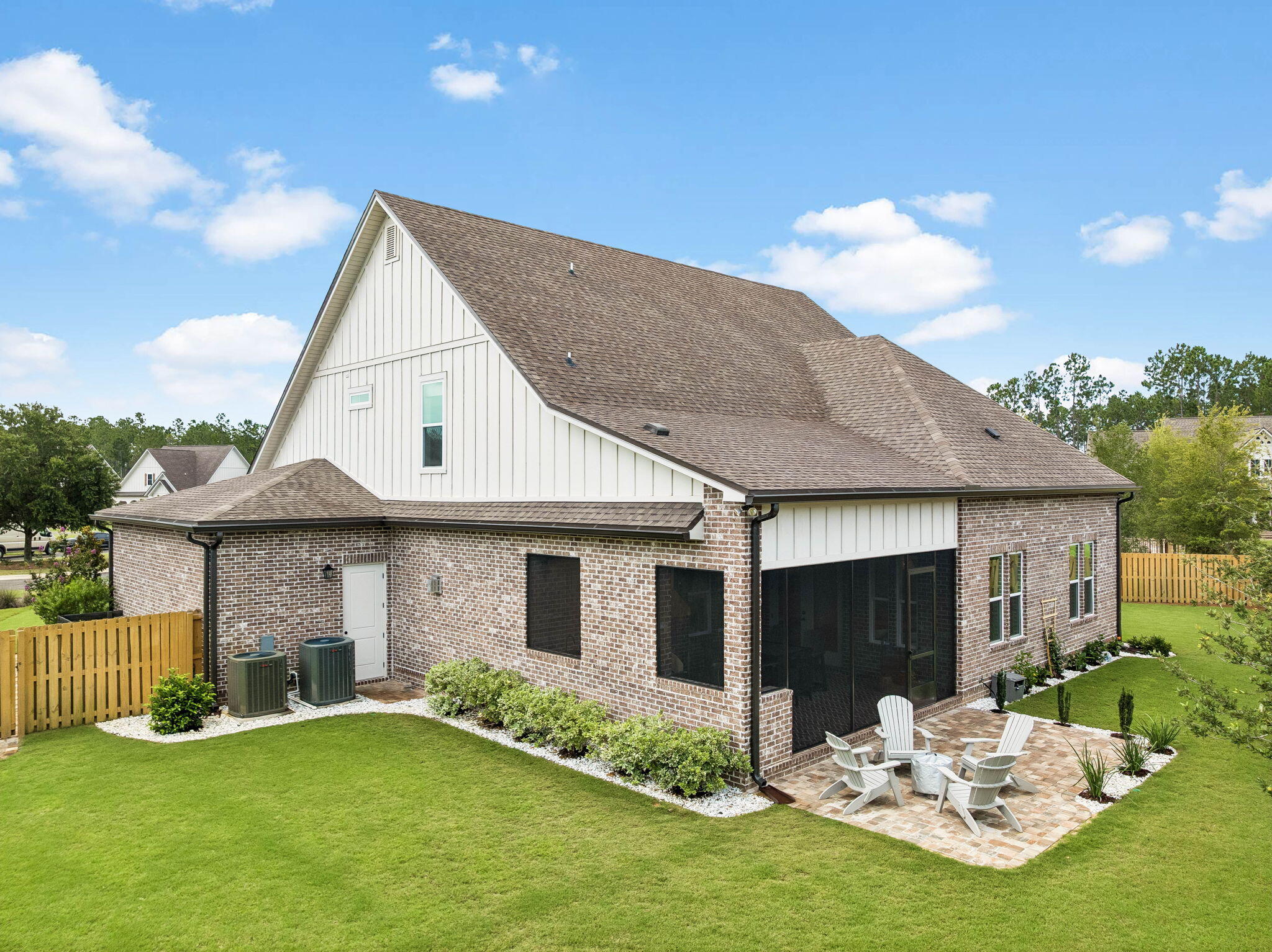 HAMMOCK BAY - Residential
