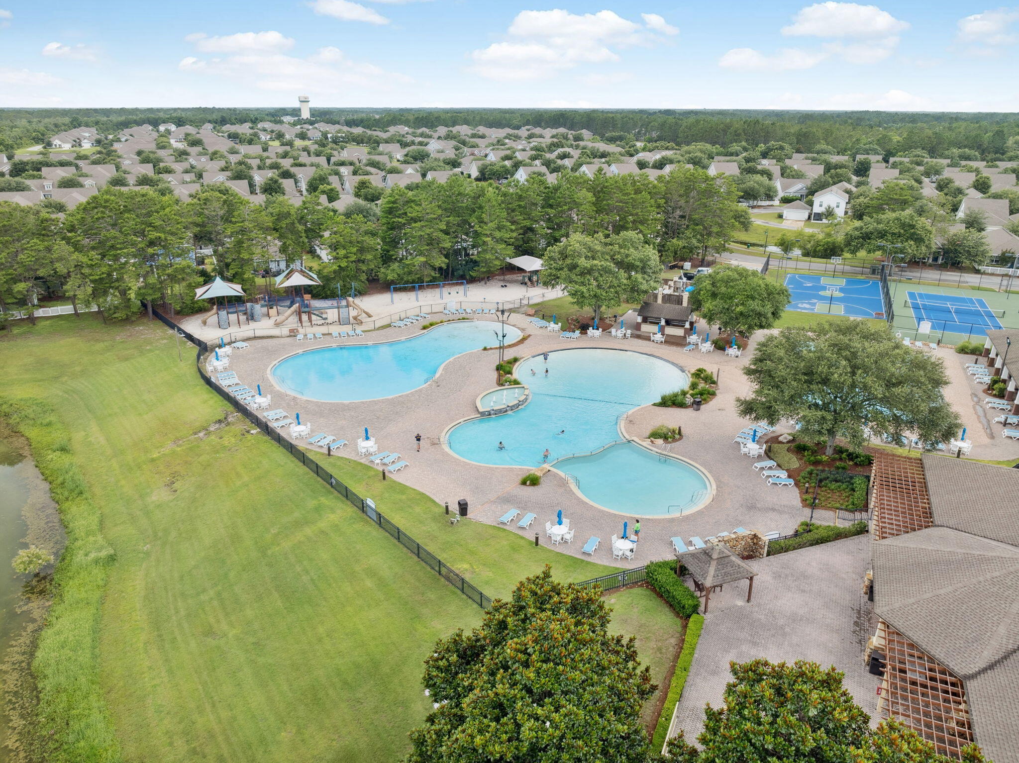 HAMMOCK BAY - Residential