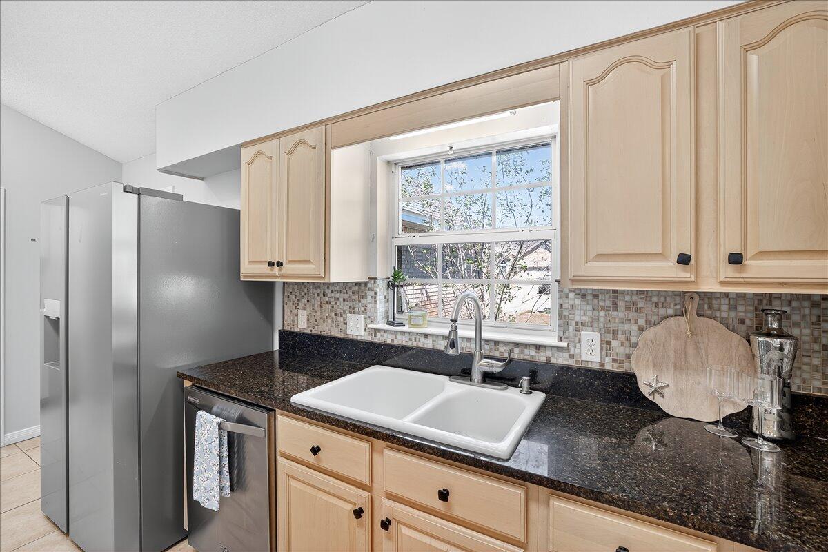 INDIAN TRAIL ESTATES - Residential