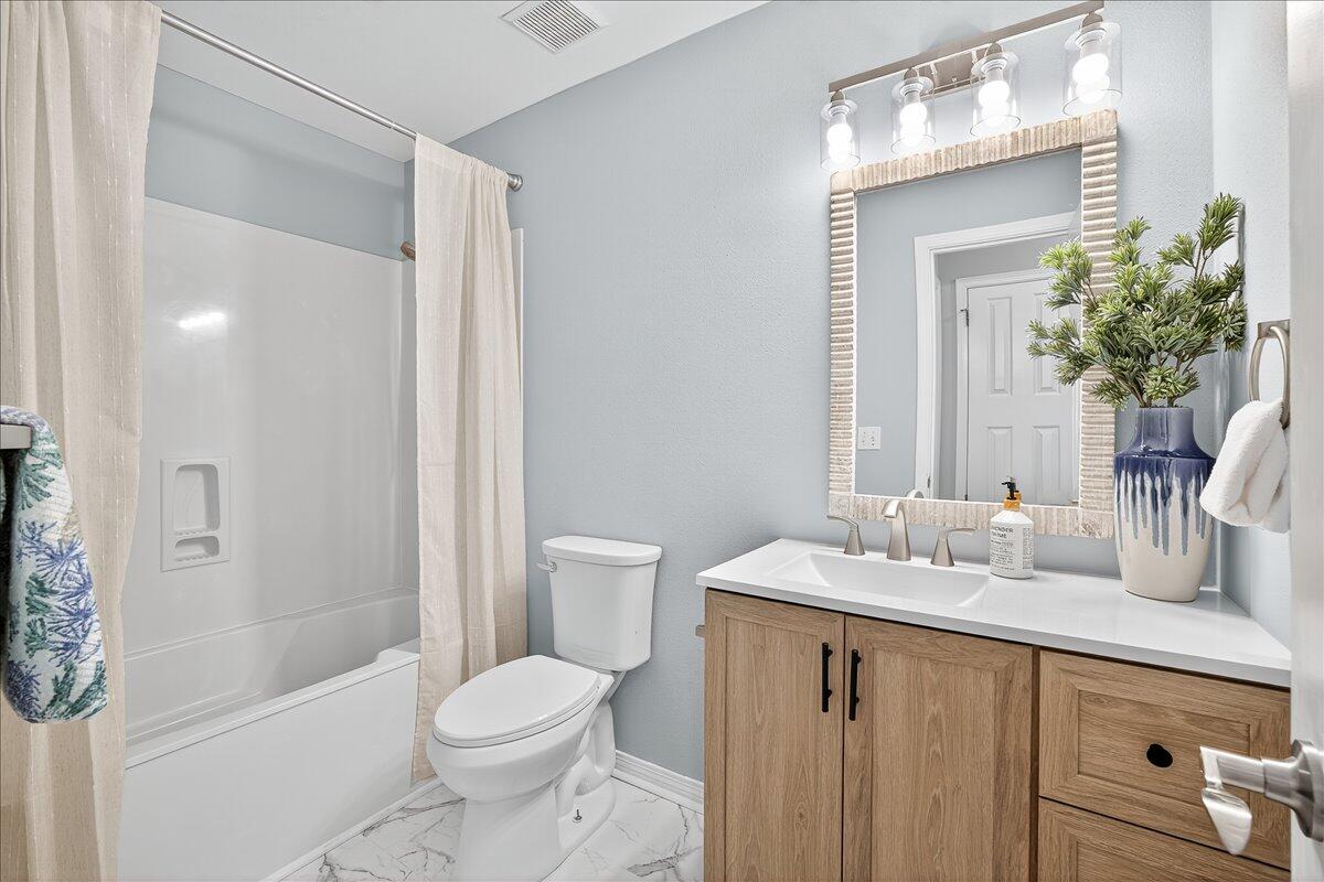 INDIAN TRAIL ESTATES - Residential