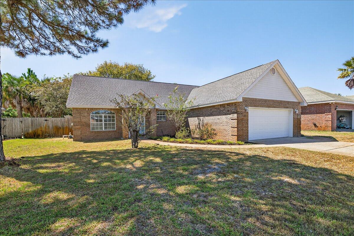 INDIAN TRAIL ESTATES - Residential