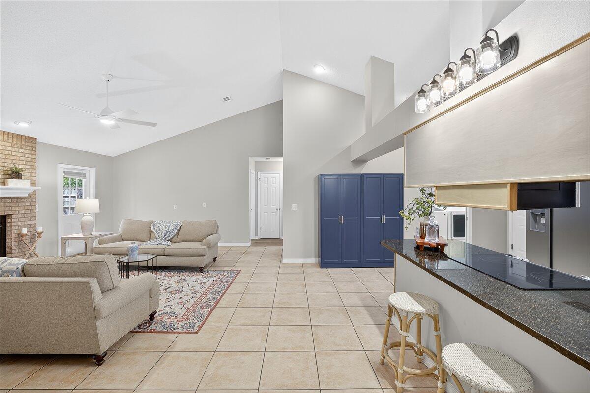 INDIAN TRAIL ESTATES - Residential