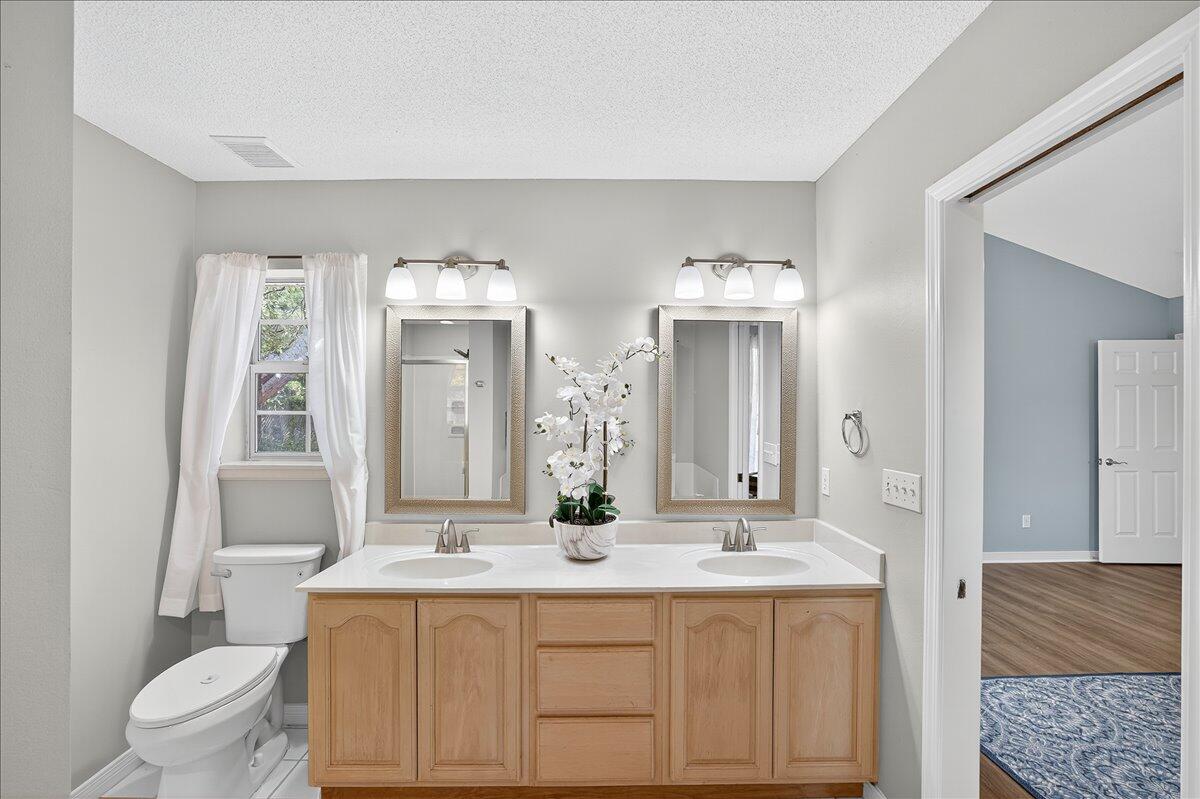 INDIAN TRAIL ESTATES - Residential