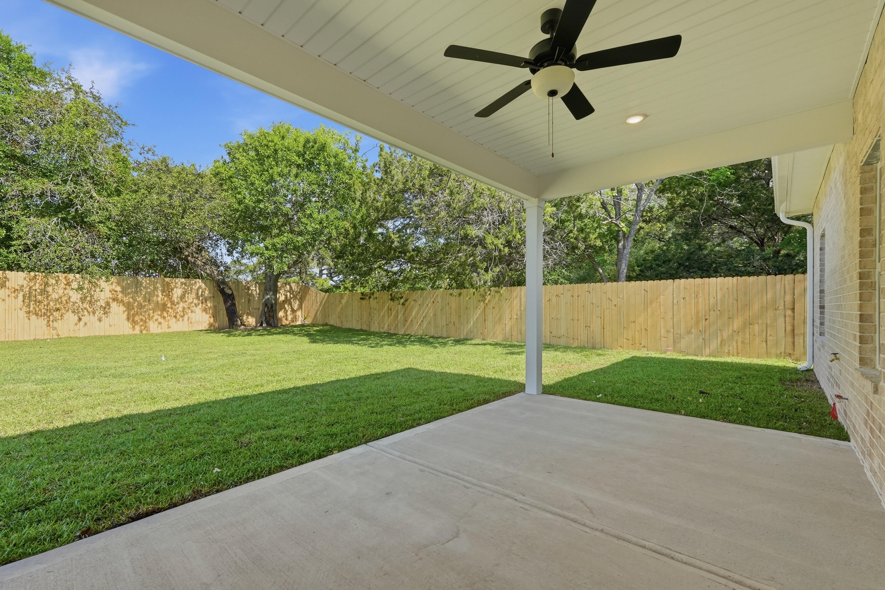 SANTASIA PARK LOT 5 BLK A - Residential