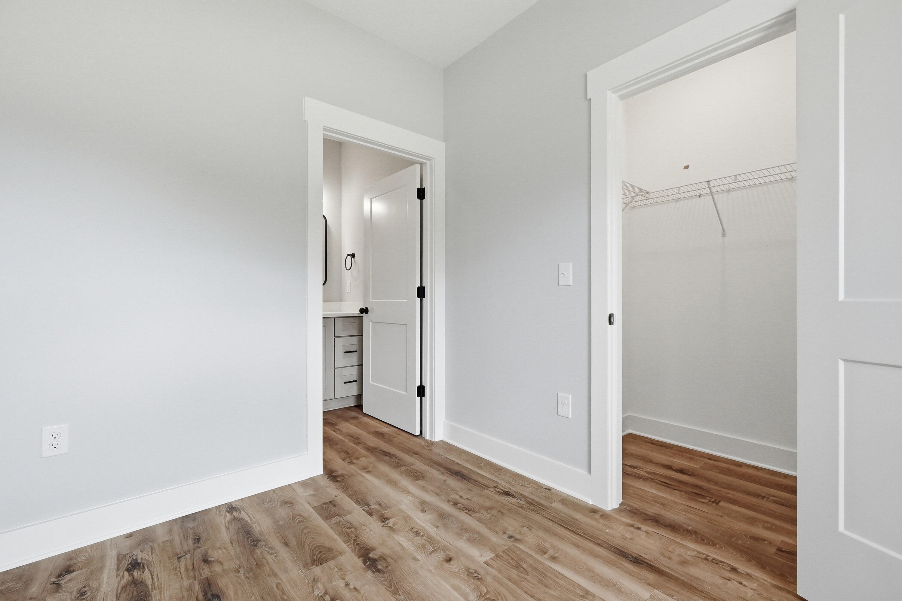 SANTASIA PARK LOT 5 BLK A - Residential