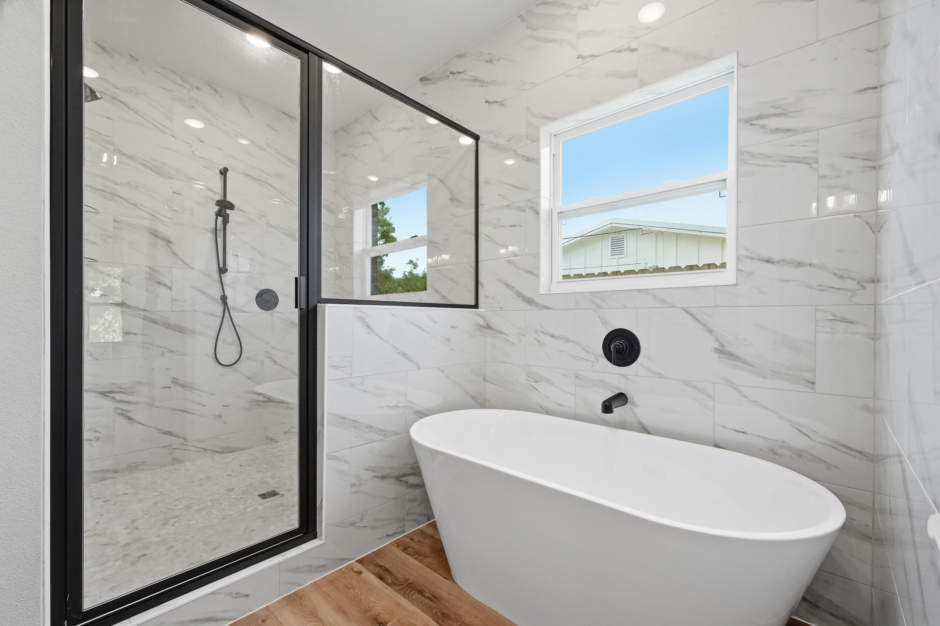 SANTASIA PARK LOT 5 BLK A - Residential