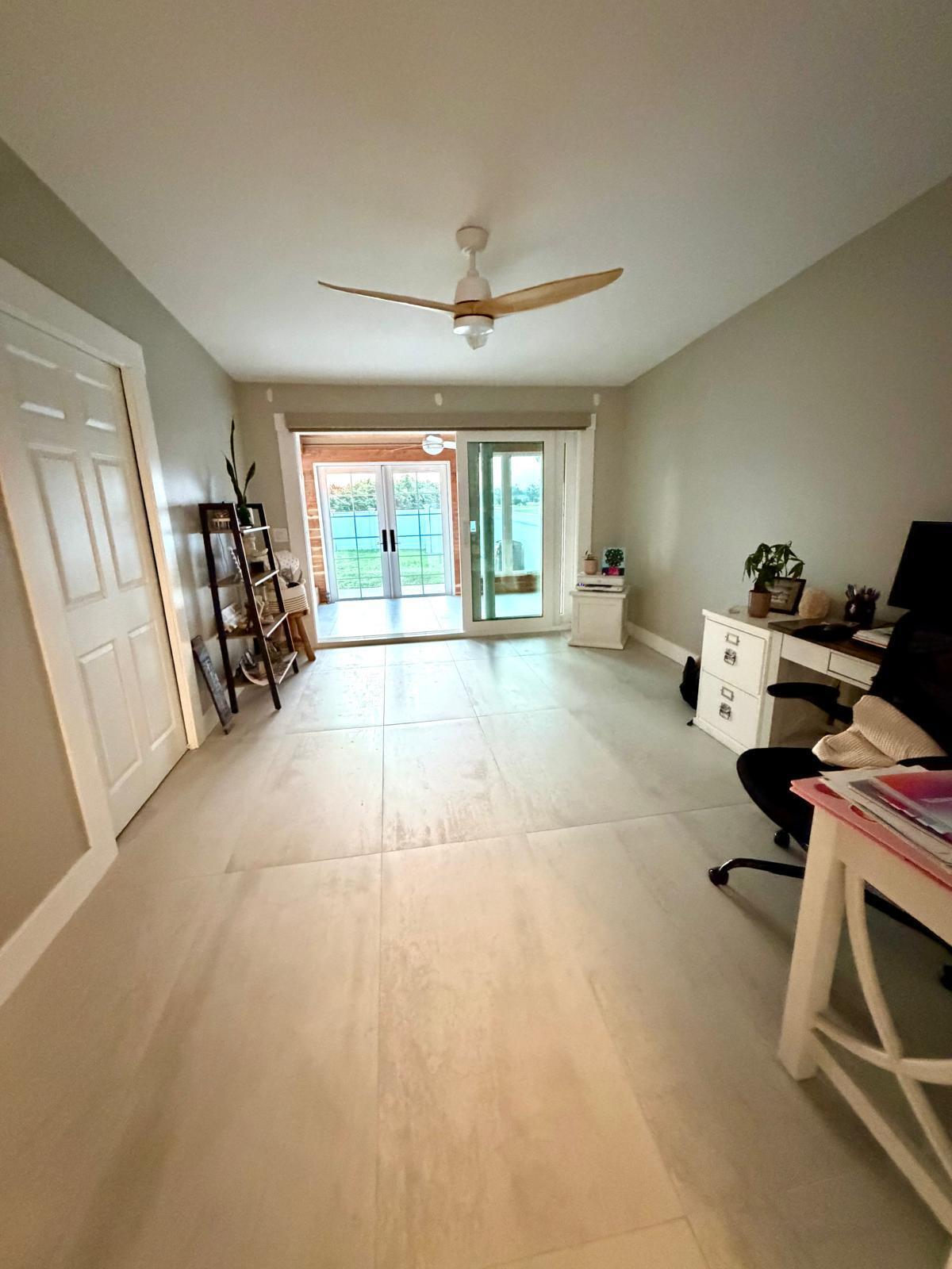 COUNTRY CLUB HARBOUR ESTATES - Residential