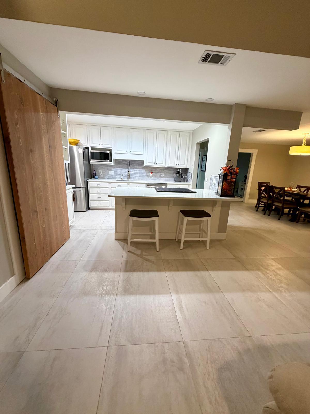 COUNTRY CLUB HARBOUR ESTATES - Residential