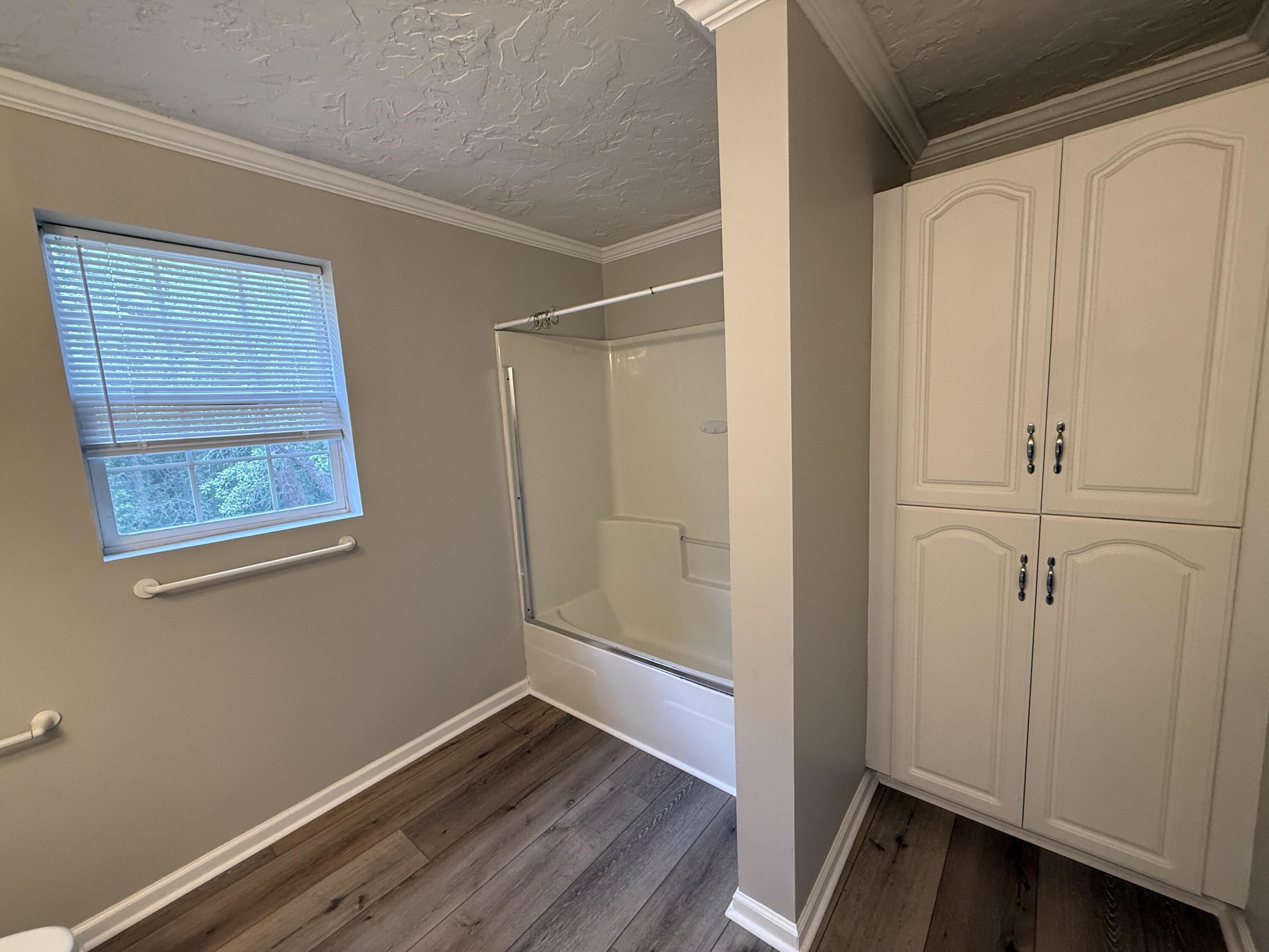 PISCES COVE 2ND ADDN - Residential Lease