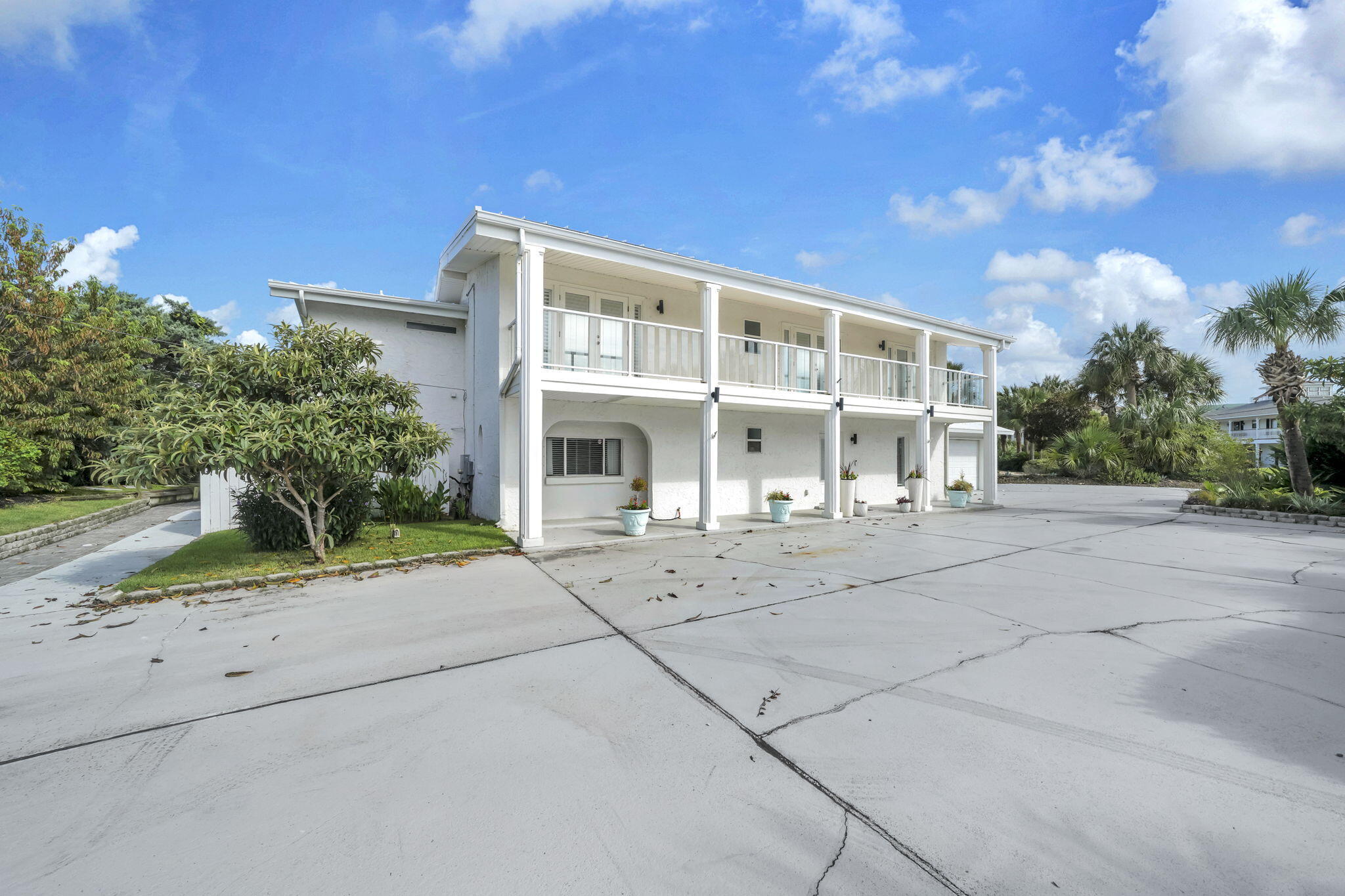 HOLIDAY ISLE - Residential