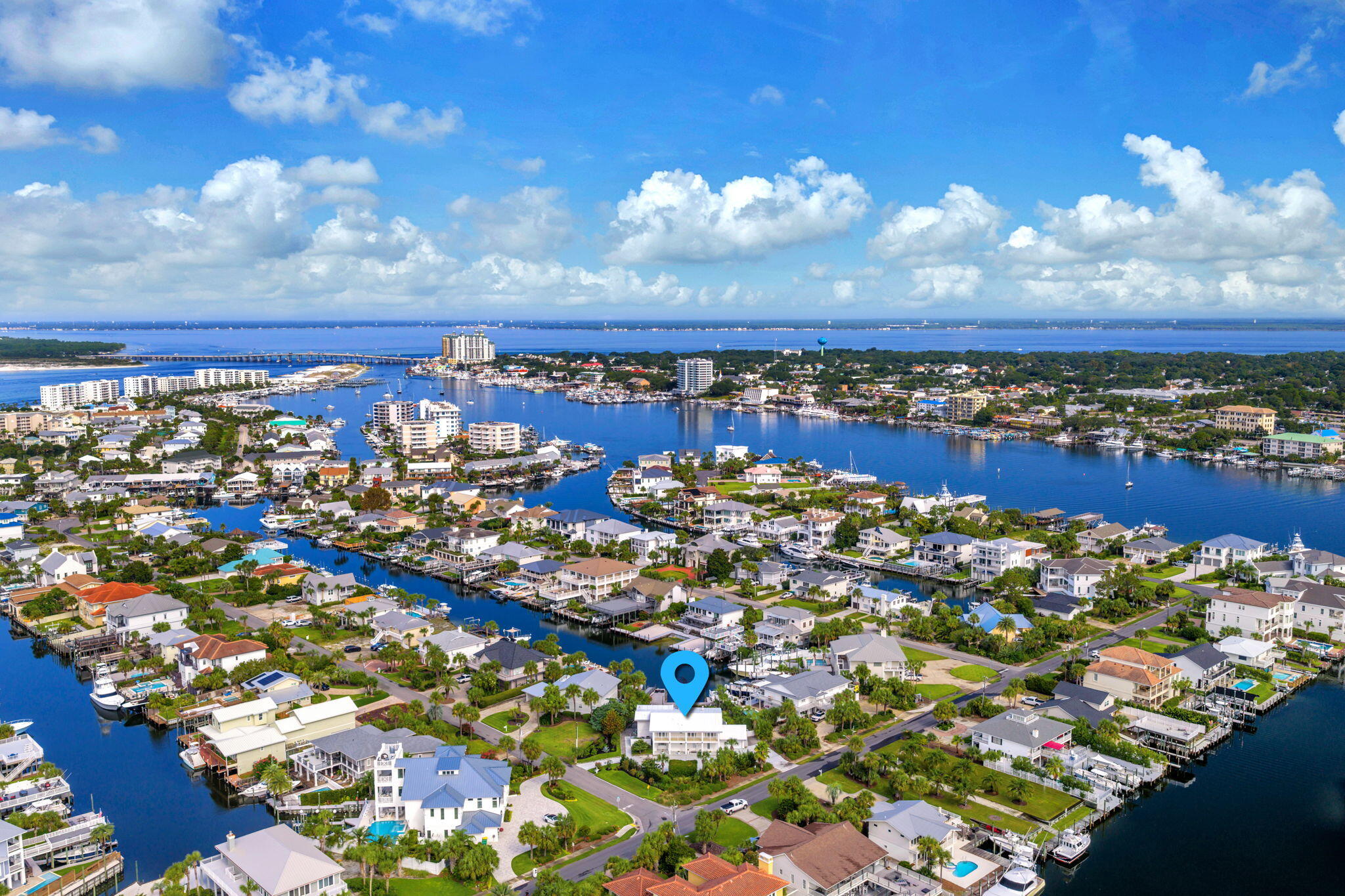 HOLIDAY ISLE - Residential