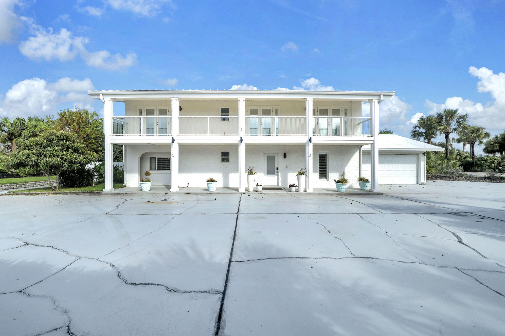 HOLIDAY ISLE - Residential