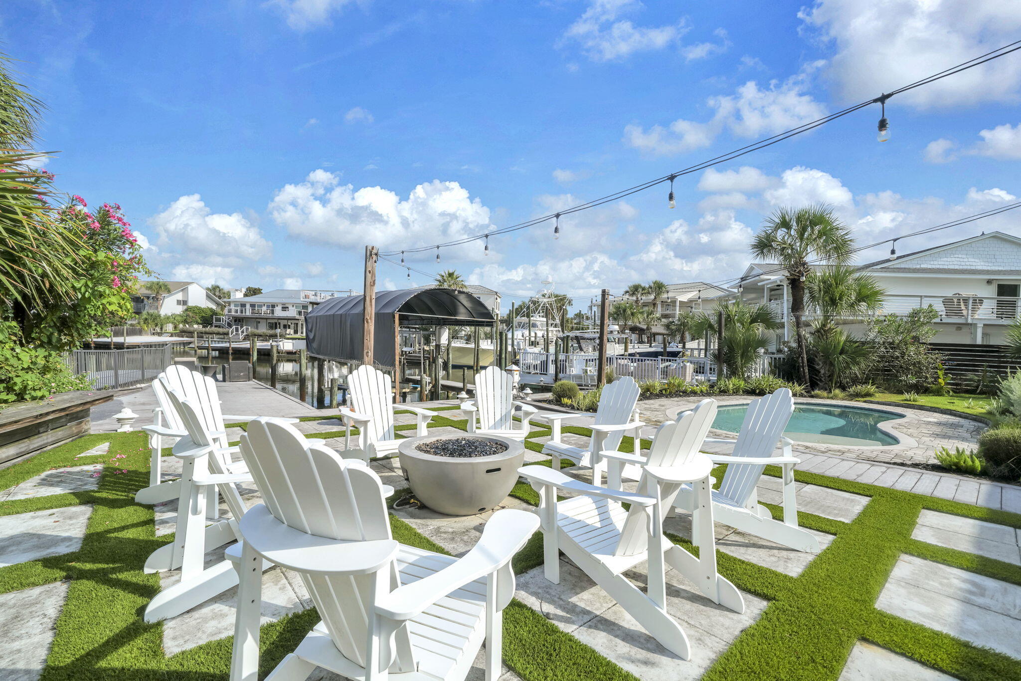 HOLIDAY ISLE - Residential