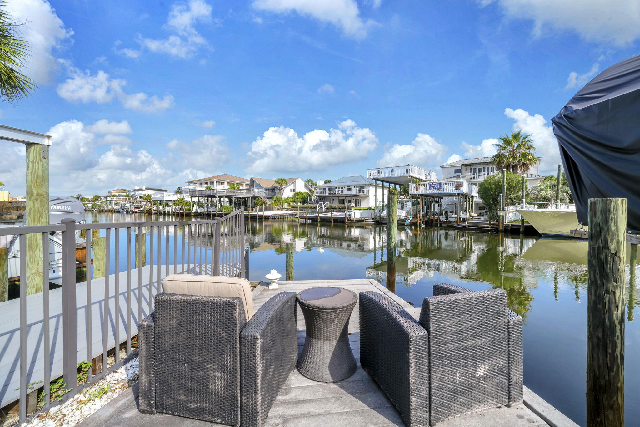 HOLIDAY ISLE - Residential