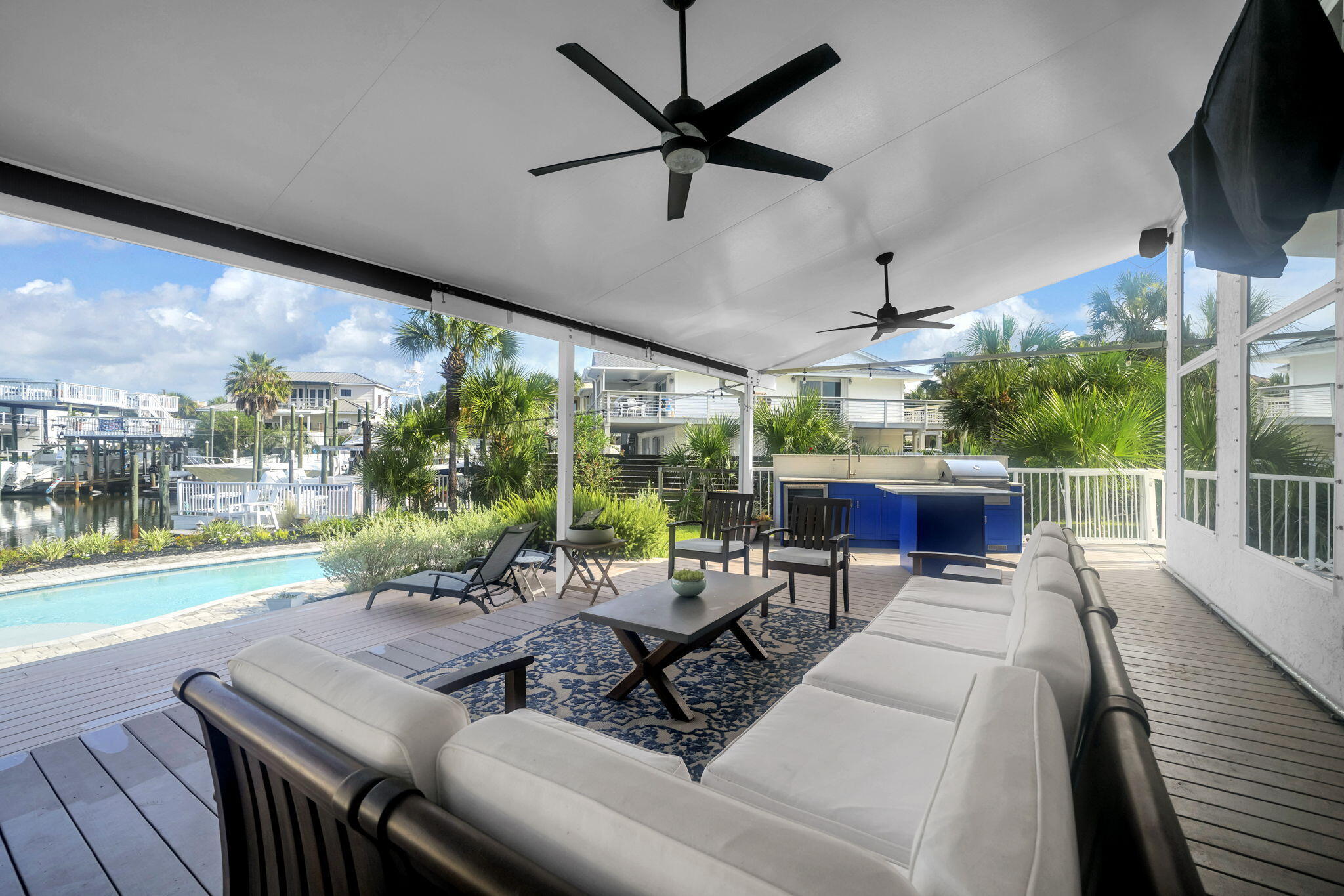 HOLIDAY ISLE - Residential