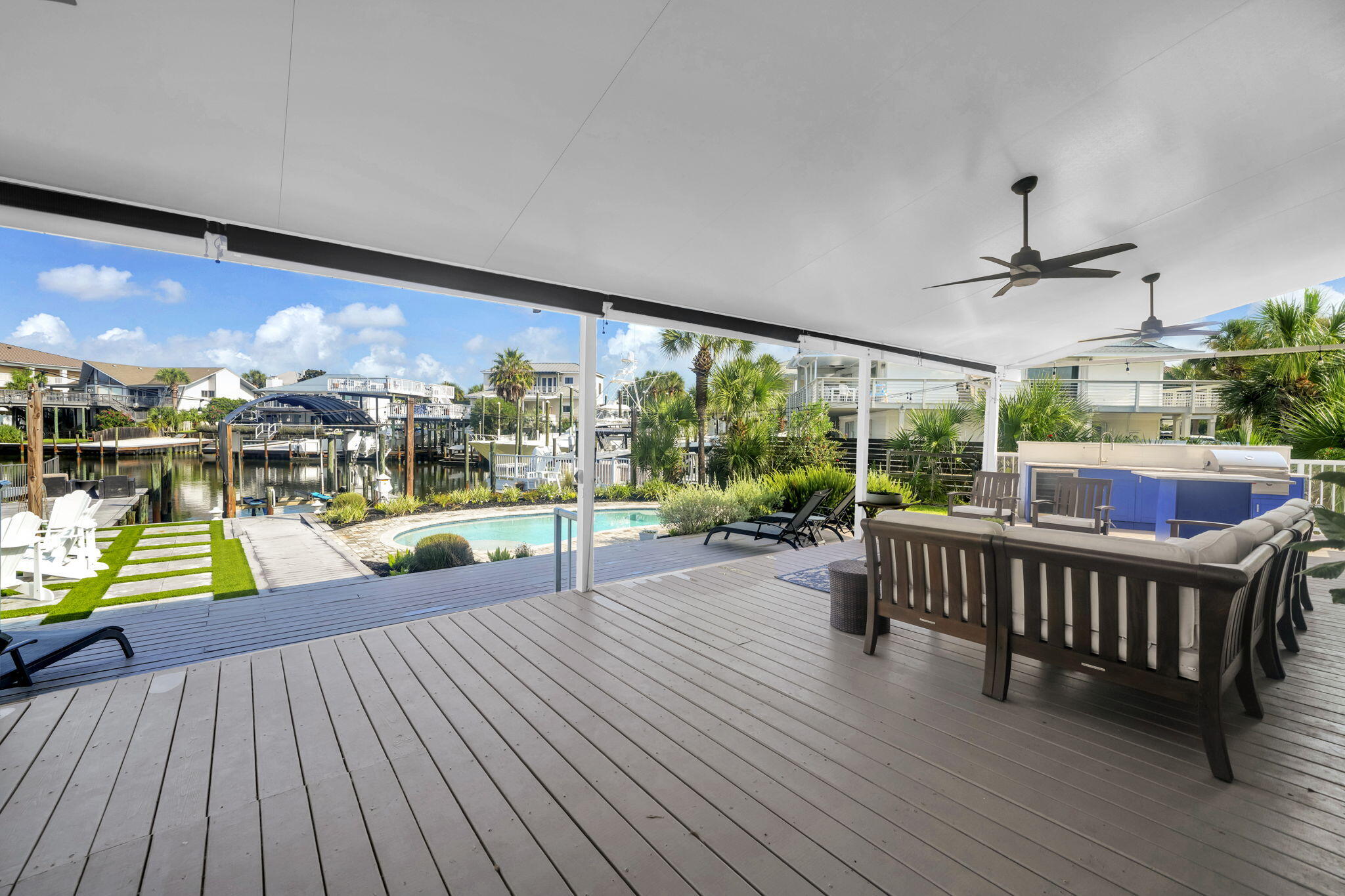 HOLIDAY ISLE - Residential