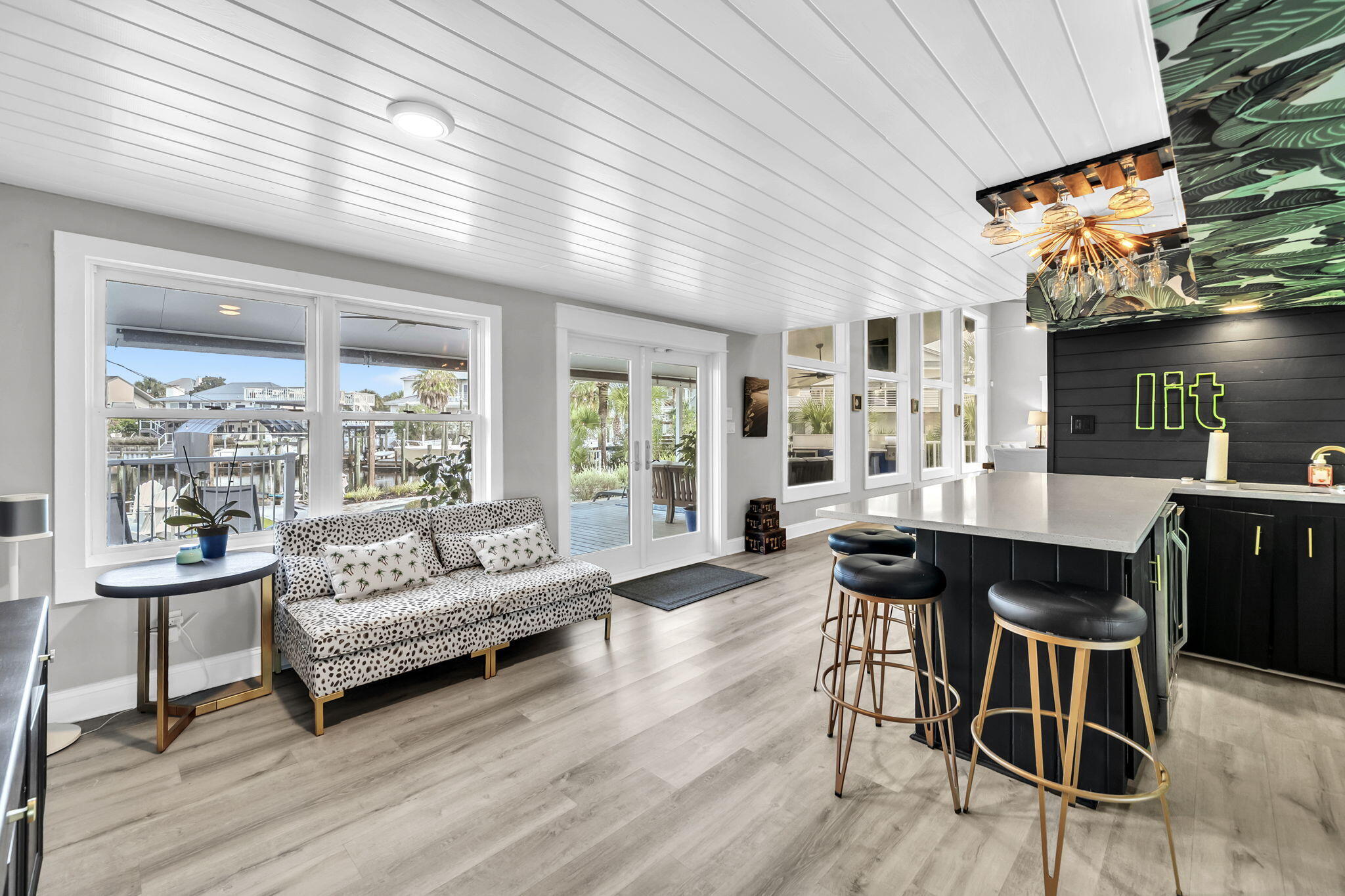 HOLIDAY ISLE - Residential