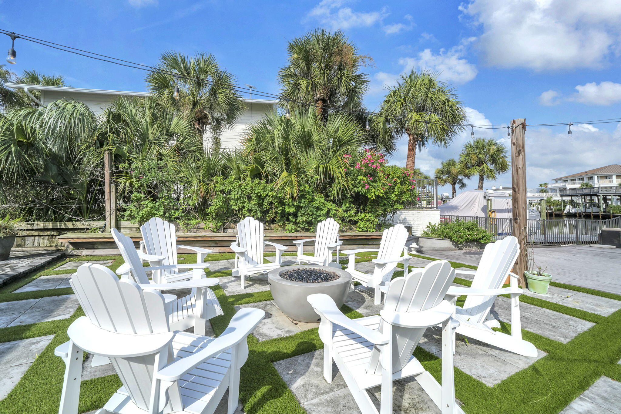 HOLIDAY ISLE - Residential
