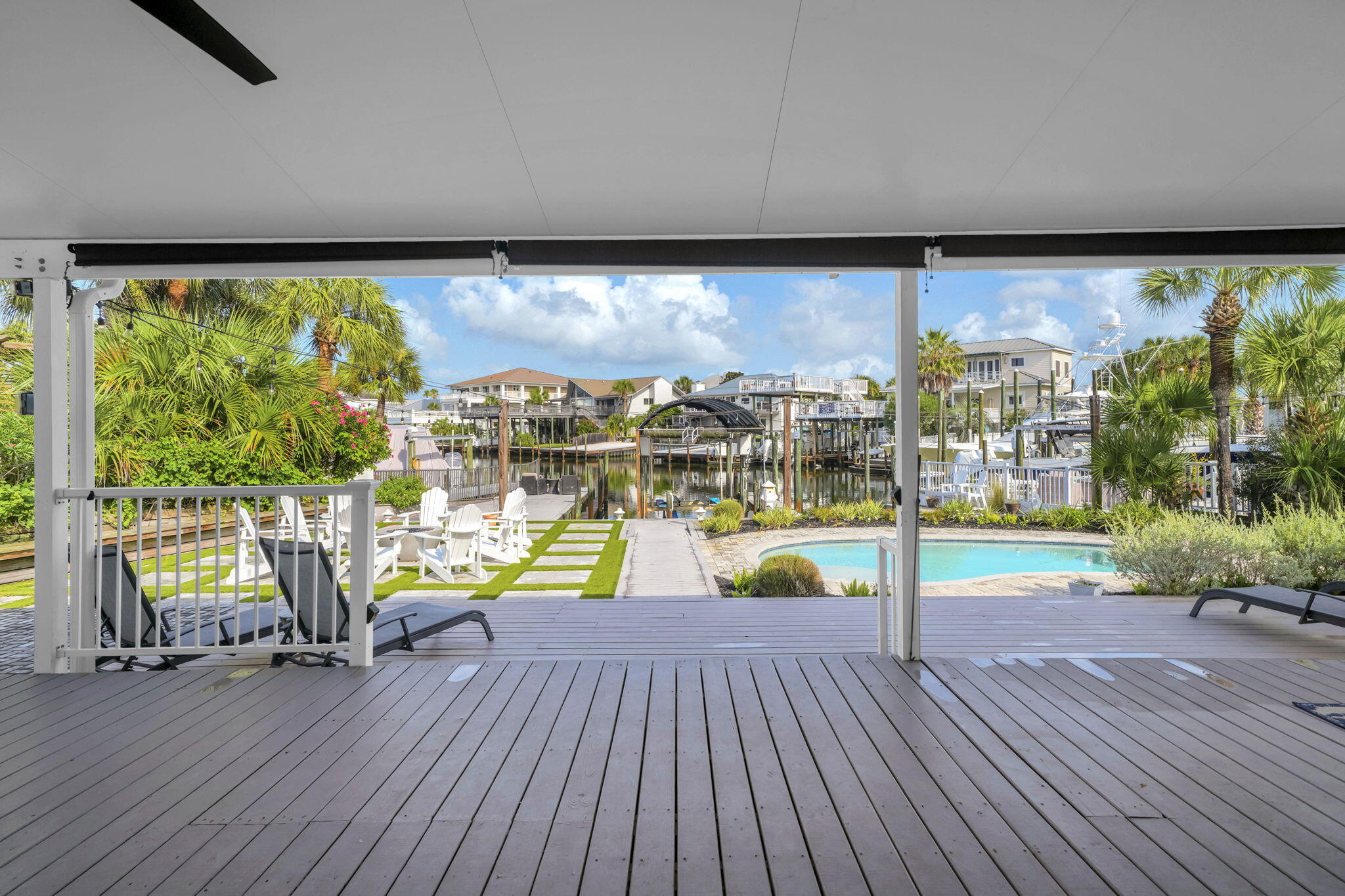 HOLIDAY ISLE - Residential