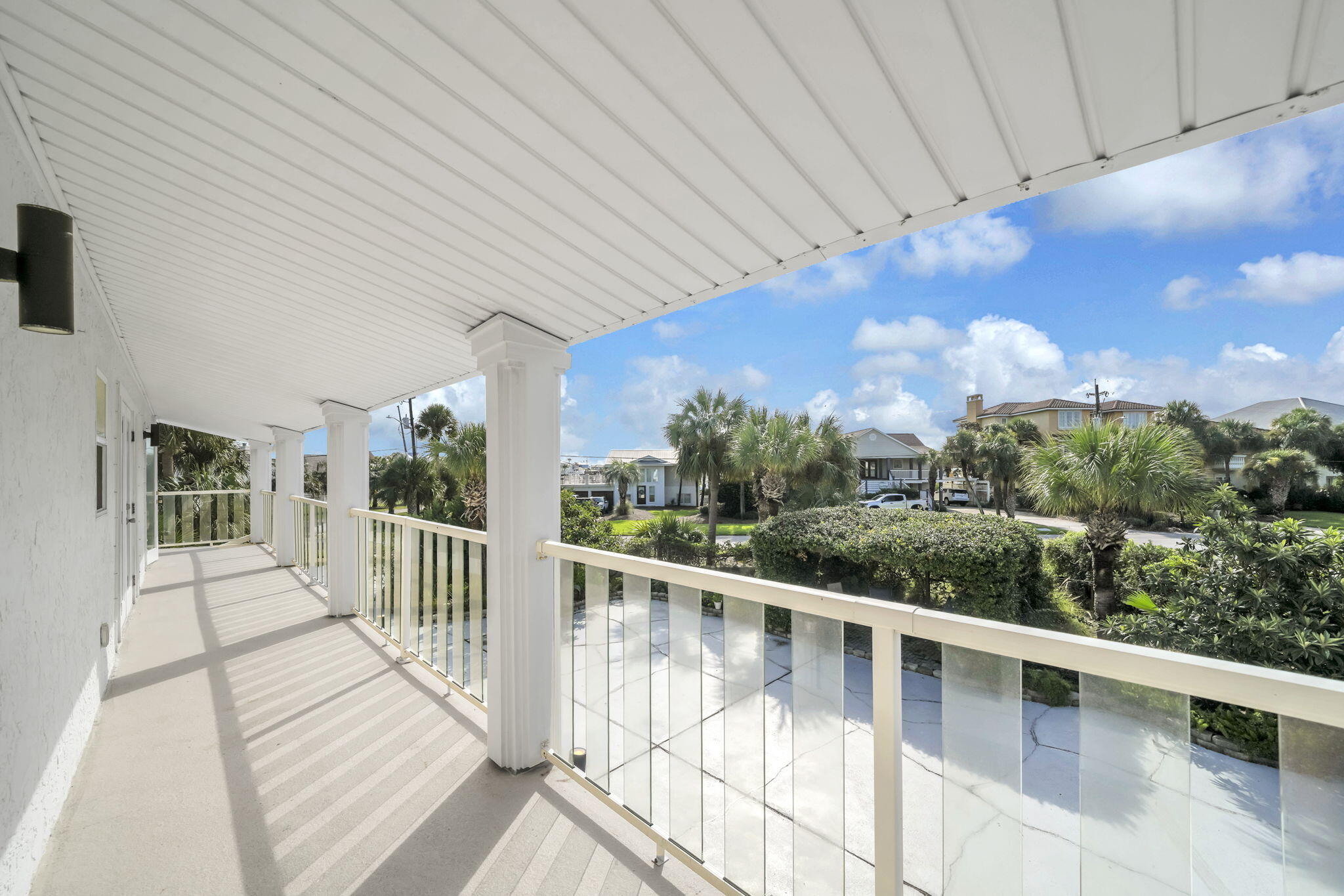 HOLIDAY ISLE - Residential