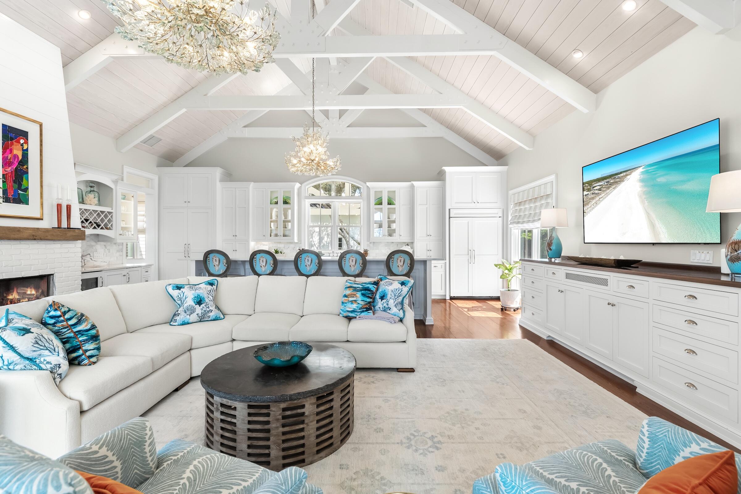 FOUR MILE VILLAGE - Residential