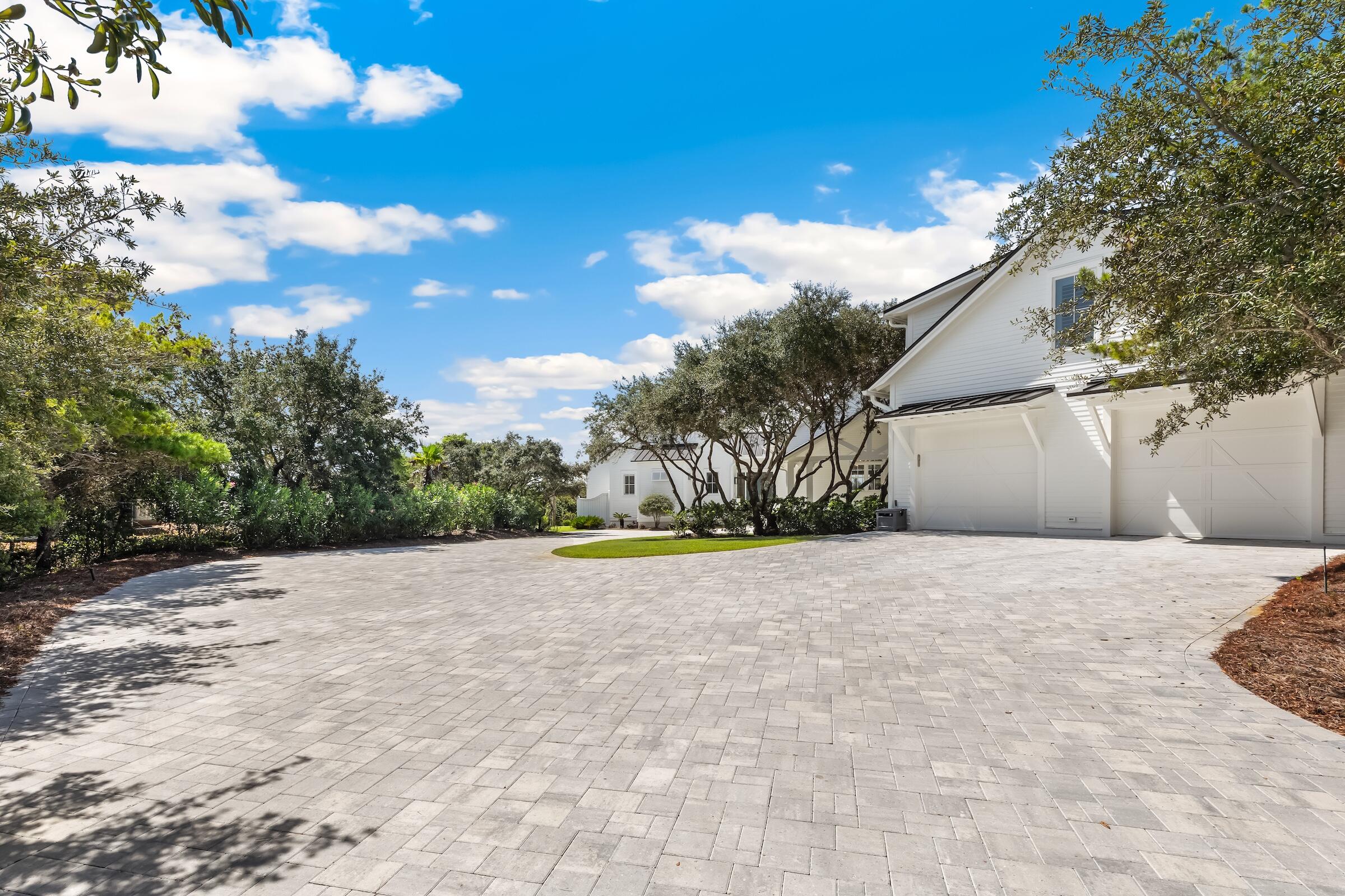 FOUR MILE VILLAGE - Residential
