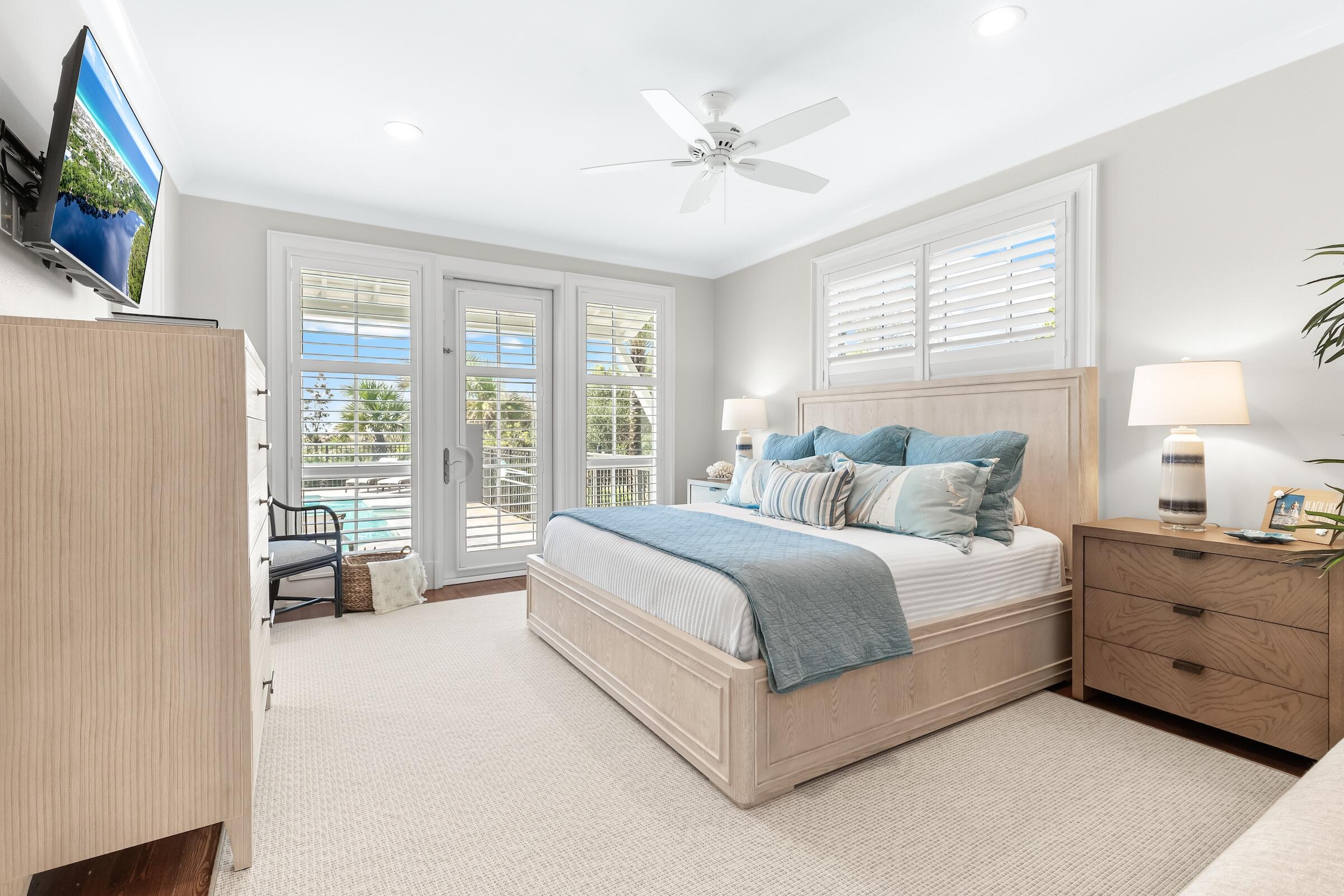 FOUR MILE VILLAGE - Residential