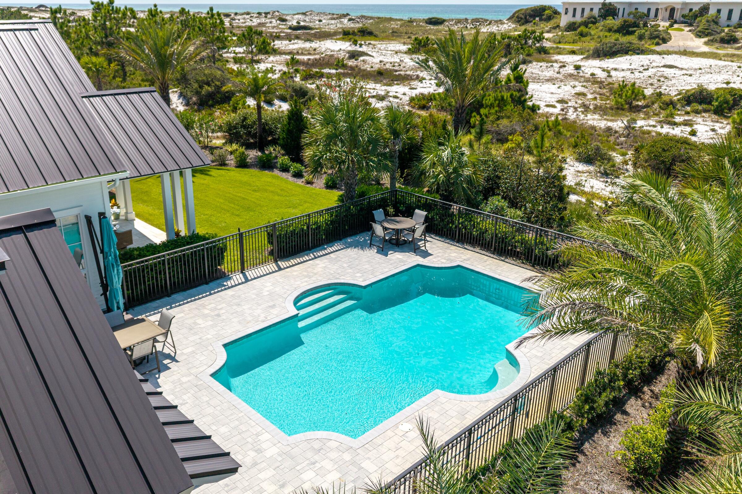 FOUR MILE VILLAGE - Residential