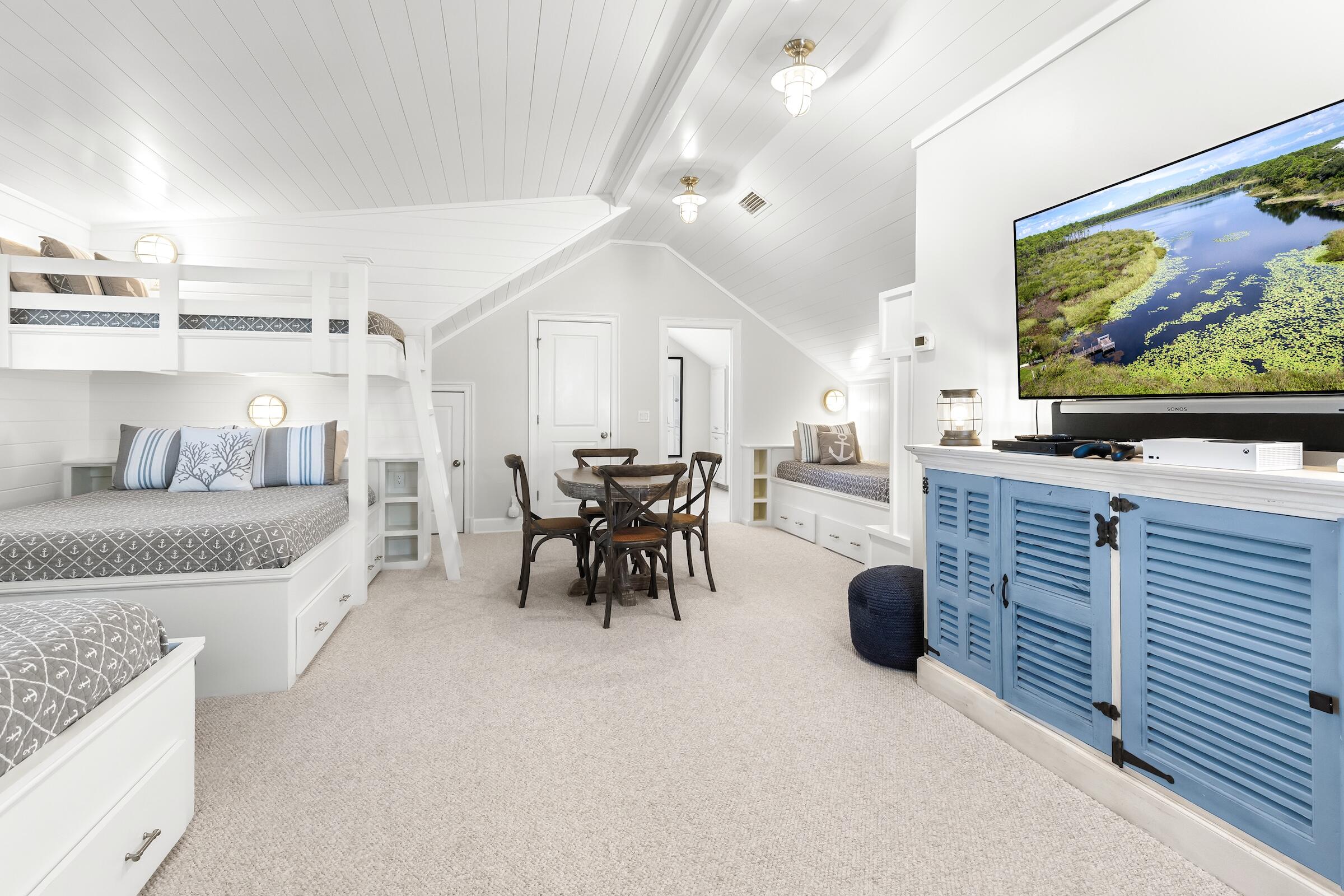 FOUR MILE VILLAGE - Residential